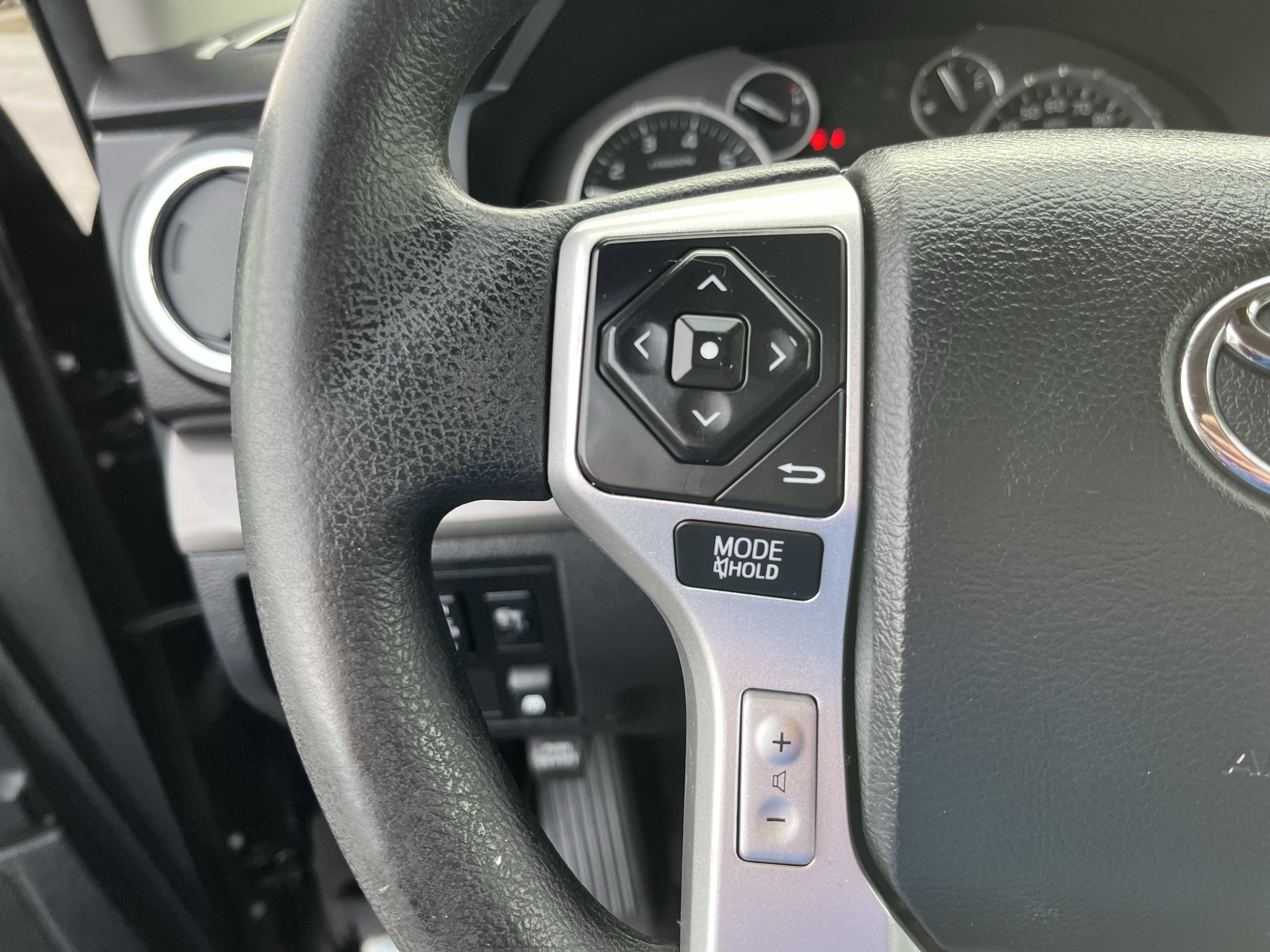 2017 Toyota Tundra SR5