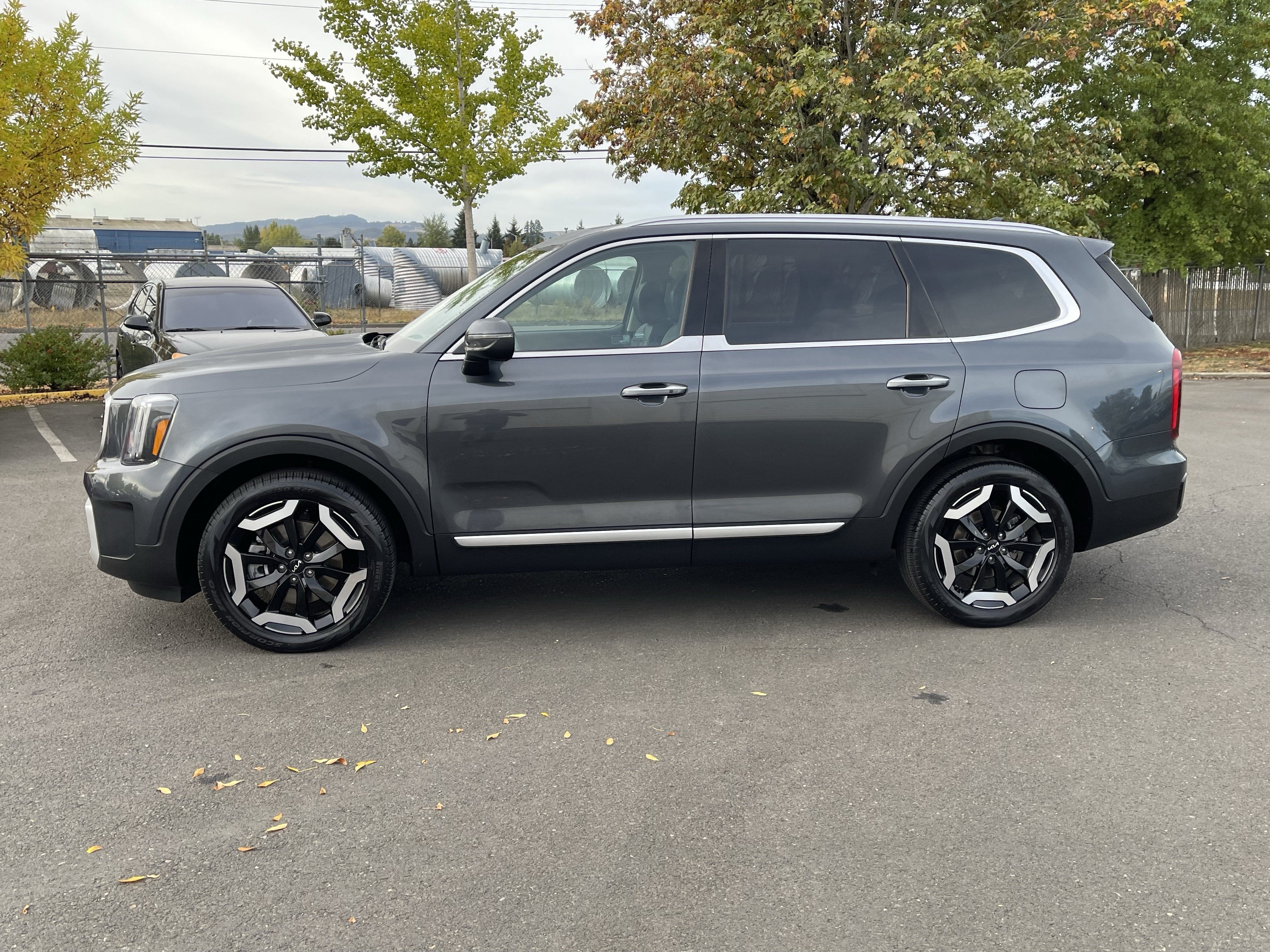 2024 Kia Telluride S