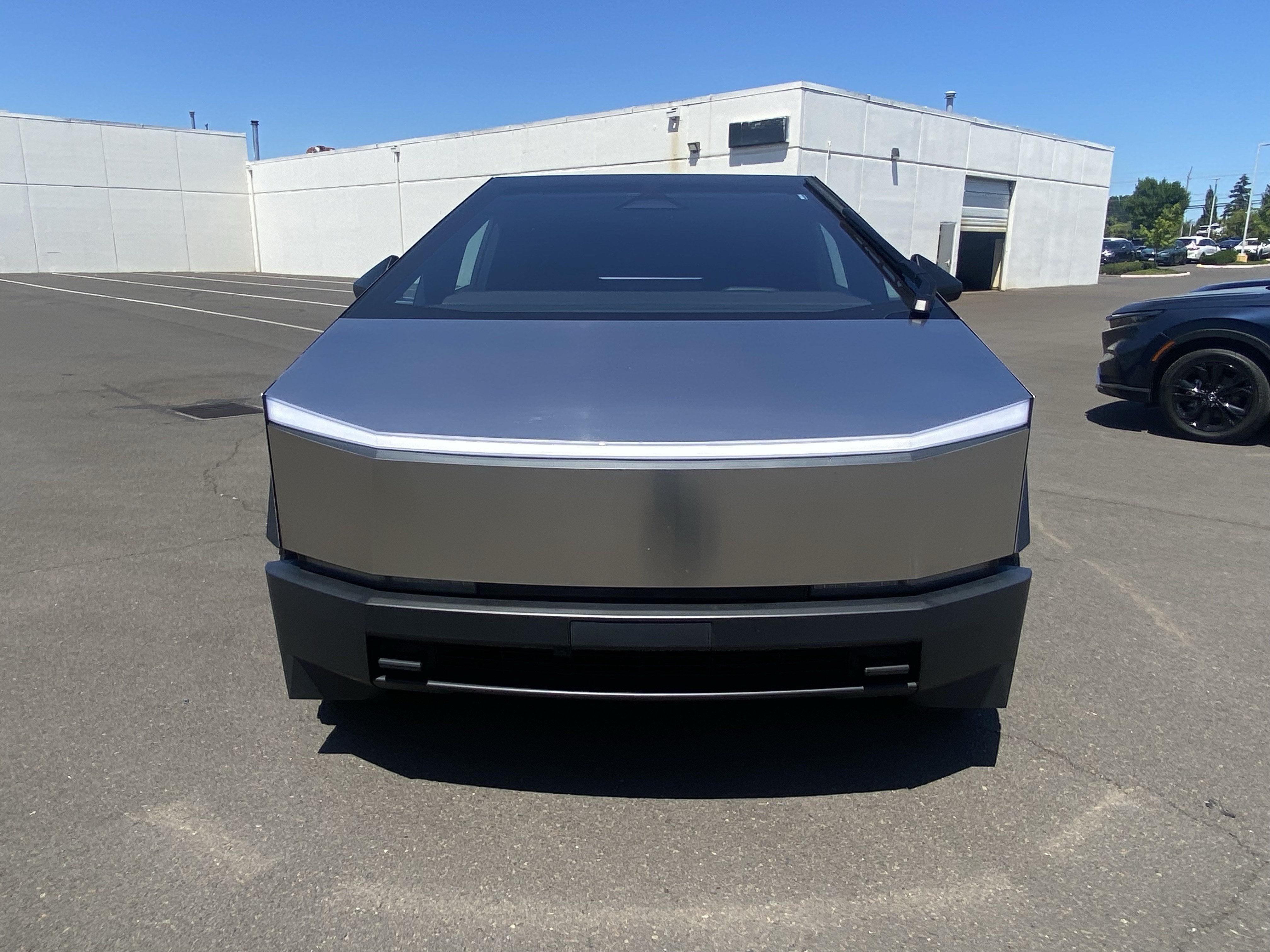 2024 Tesla Cybertruck Base
