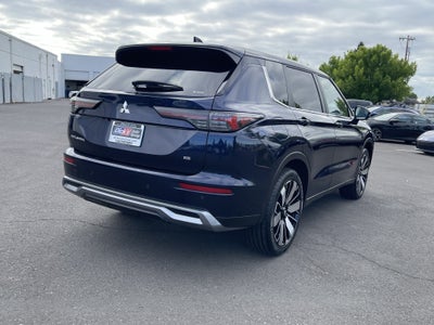 2025 Mitsubishi Outlander SE