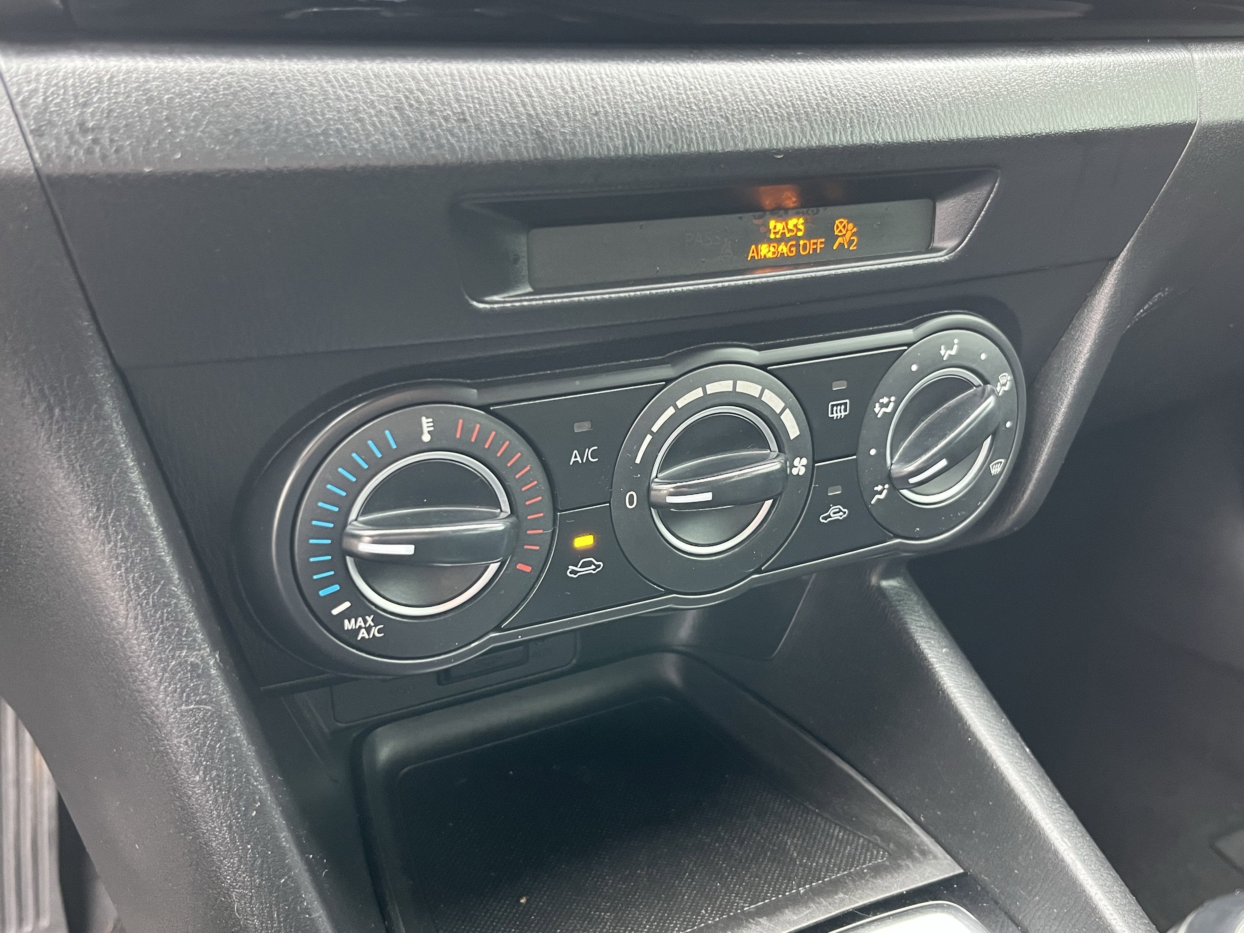 2015 Mazda Mazda3 i Touring