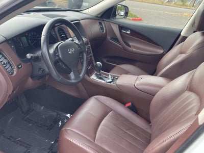 2017 INFINITI QX50 Base