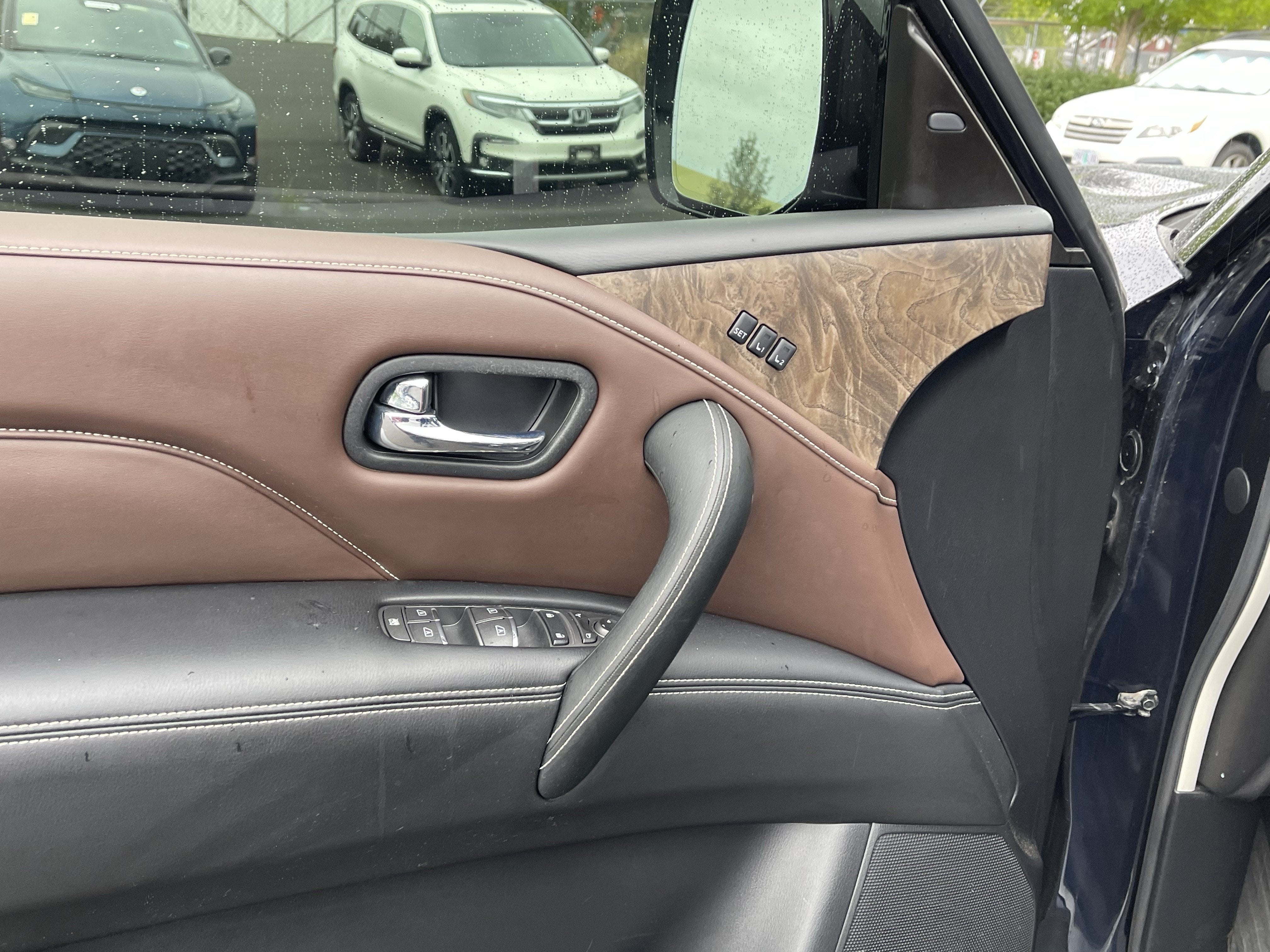 2022 INFINITI QX80 PREMIUM SELECT 4WD - Photo 17