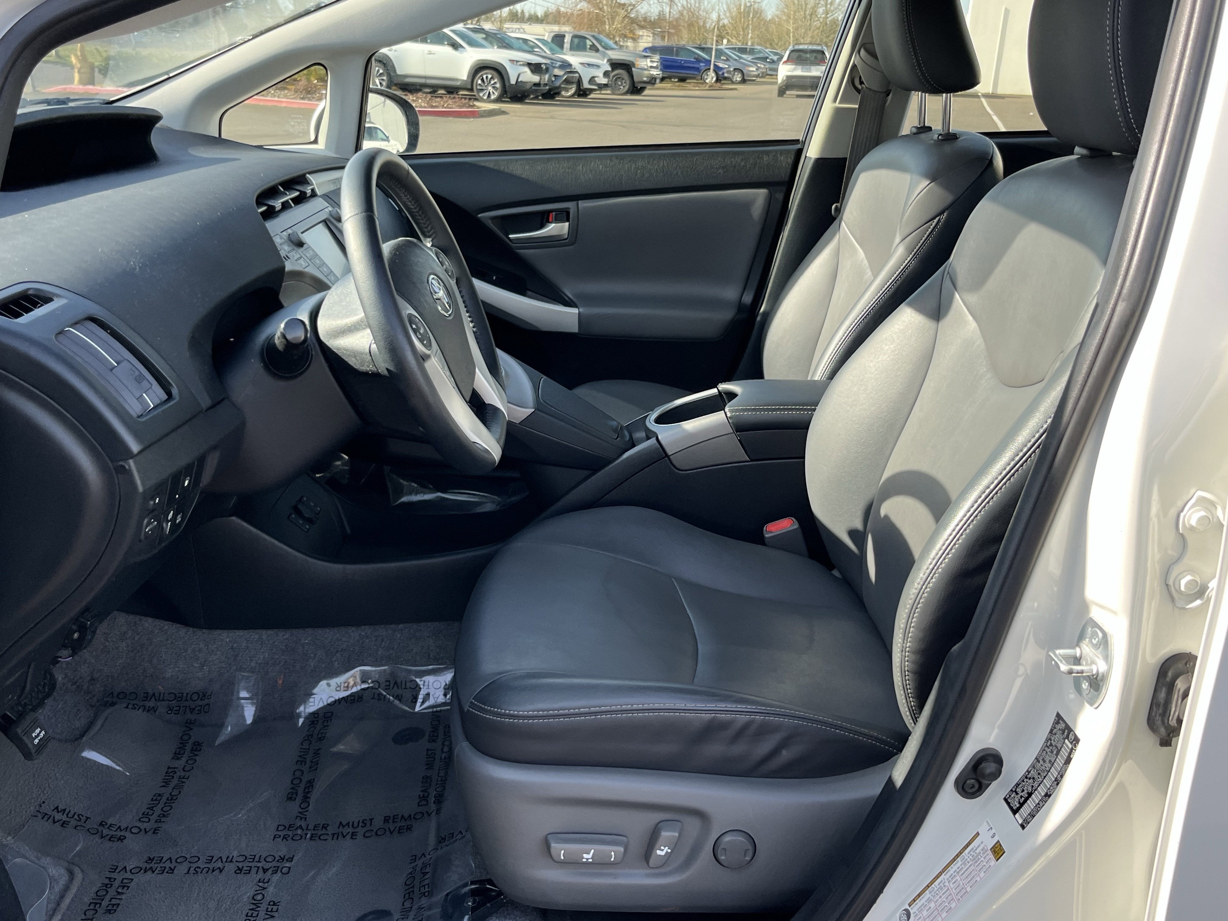 2014 Toyota Prius Plug-In Advanced