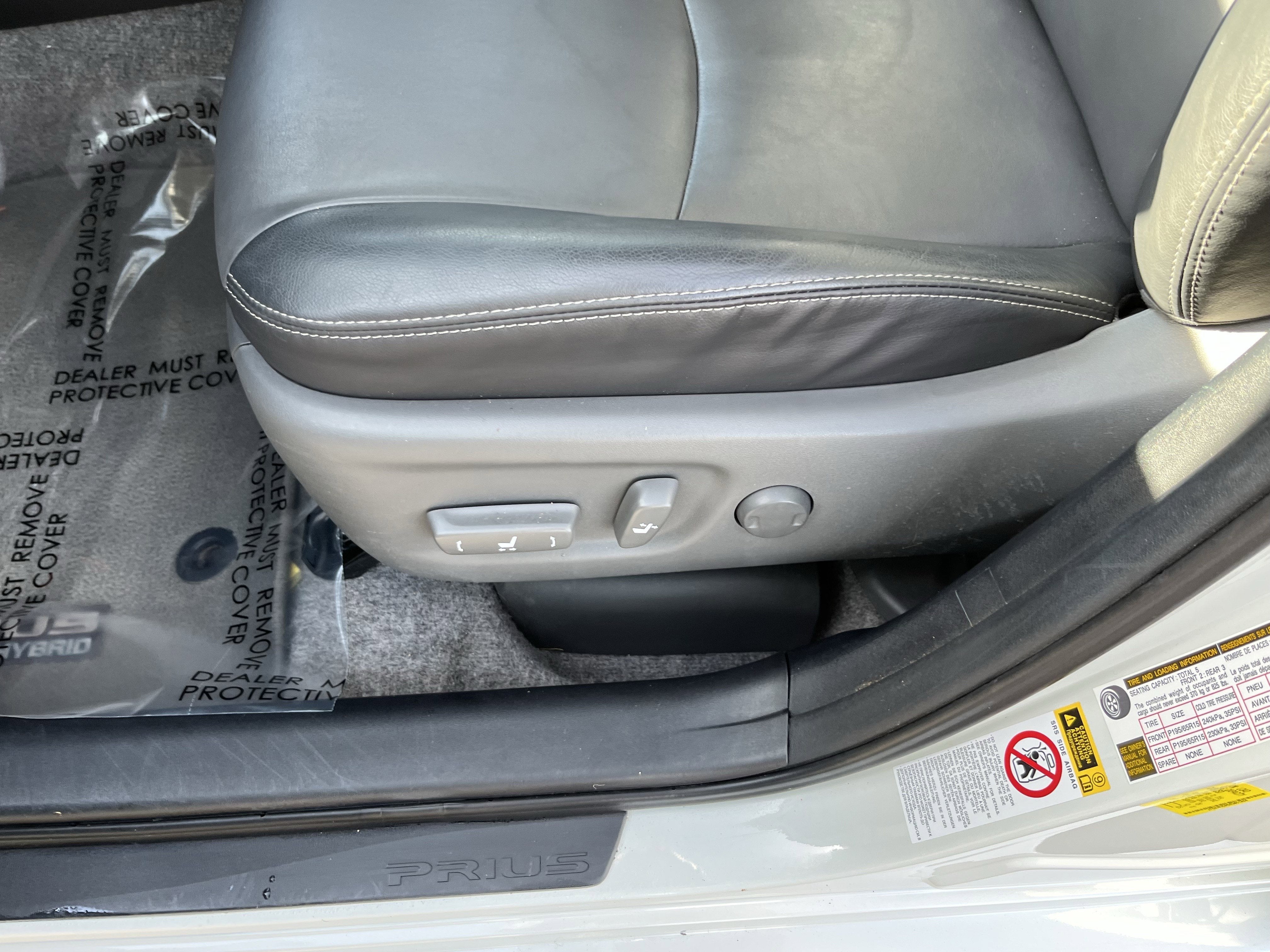 2014 Toyota Prius Plug-In Advanced