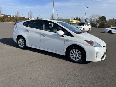 2014 Toyota Prius Plug-In Advanced
