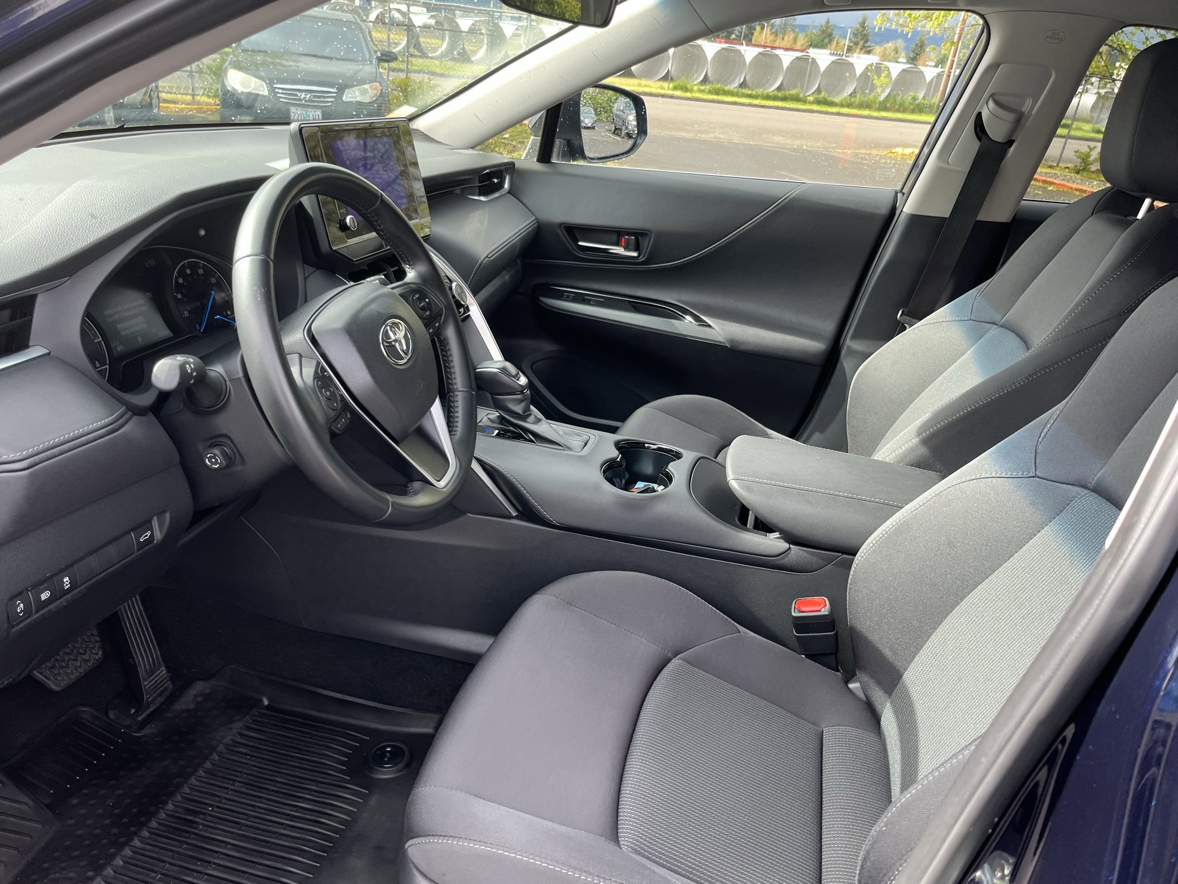 2024 Toyota Venza LE