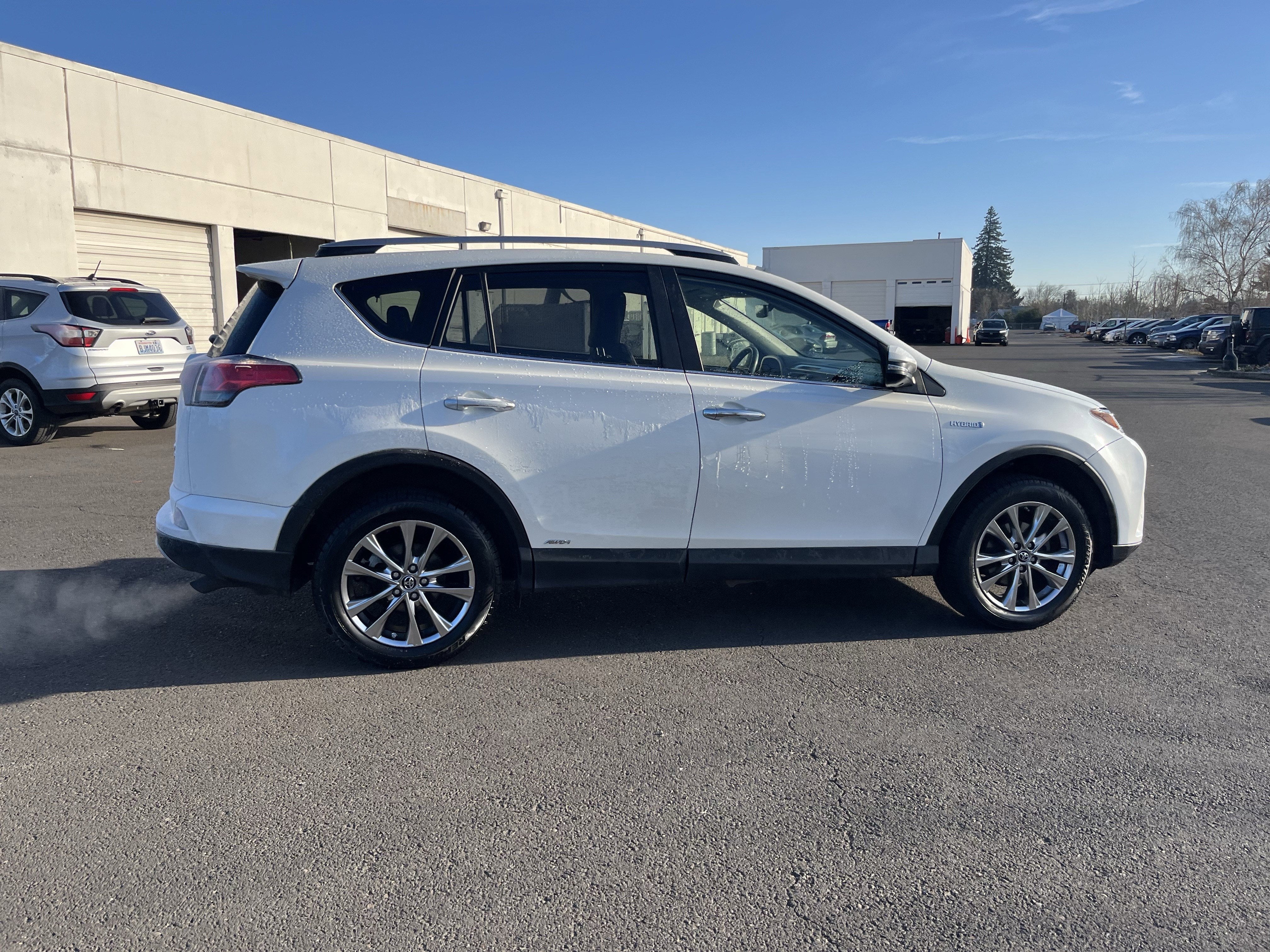 2017 Toyota RAV4 Hybrid Limited