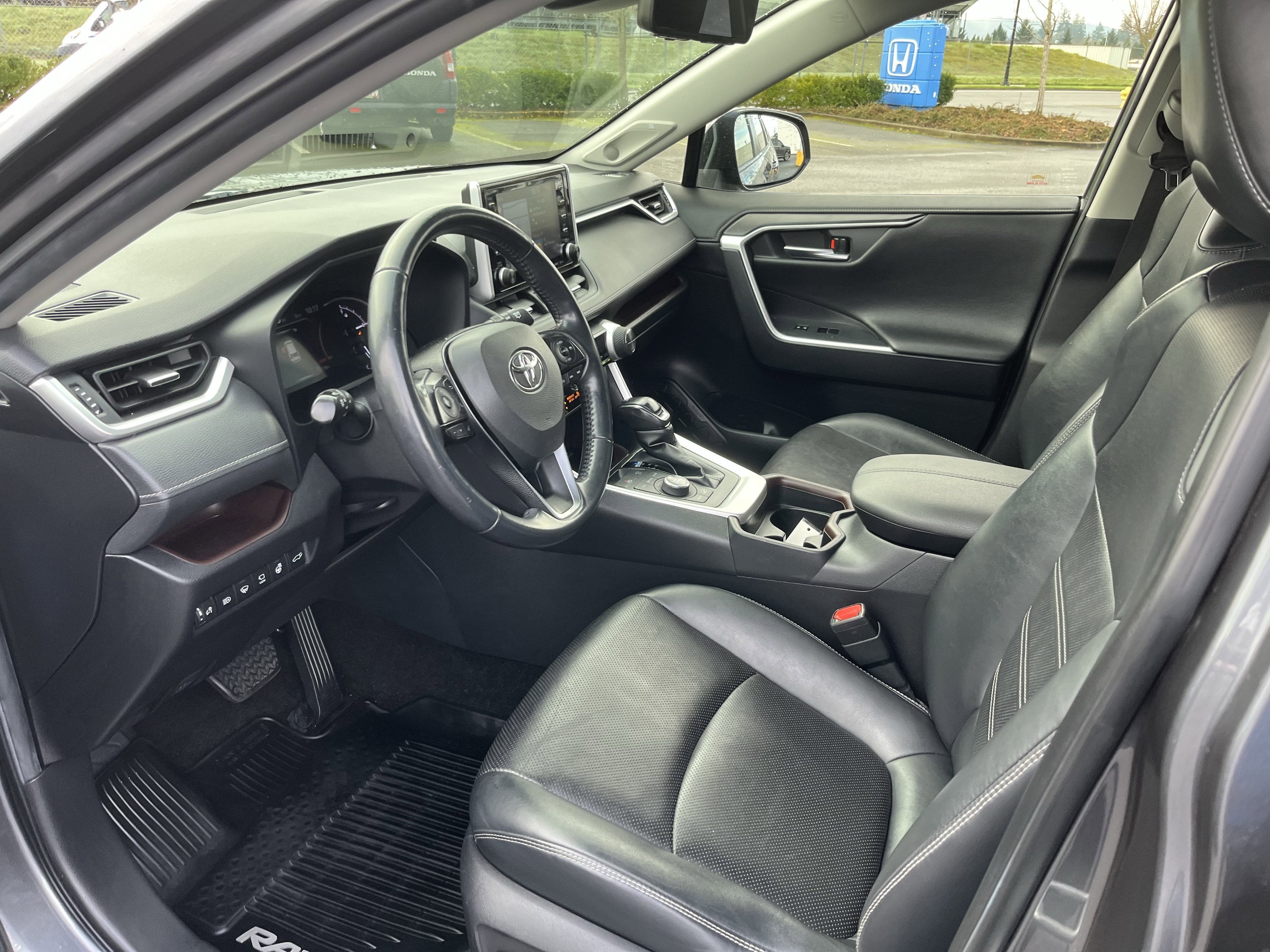 2019 Toyota RAV4 Limited