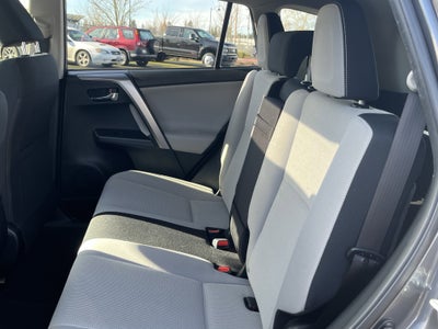 2016 Toyota RAV4 Hybrid XLE