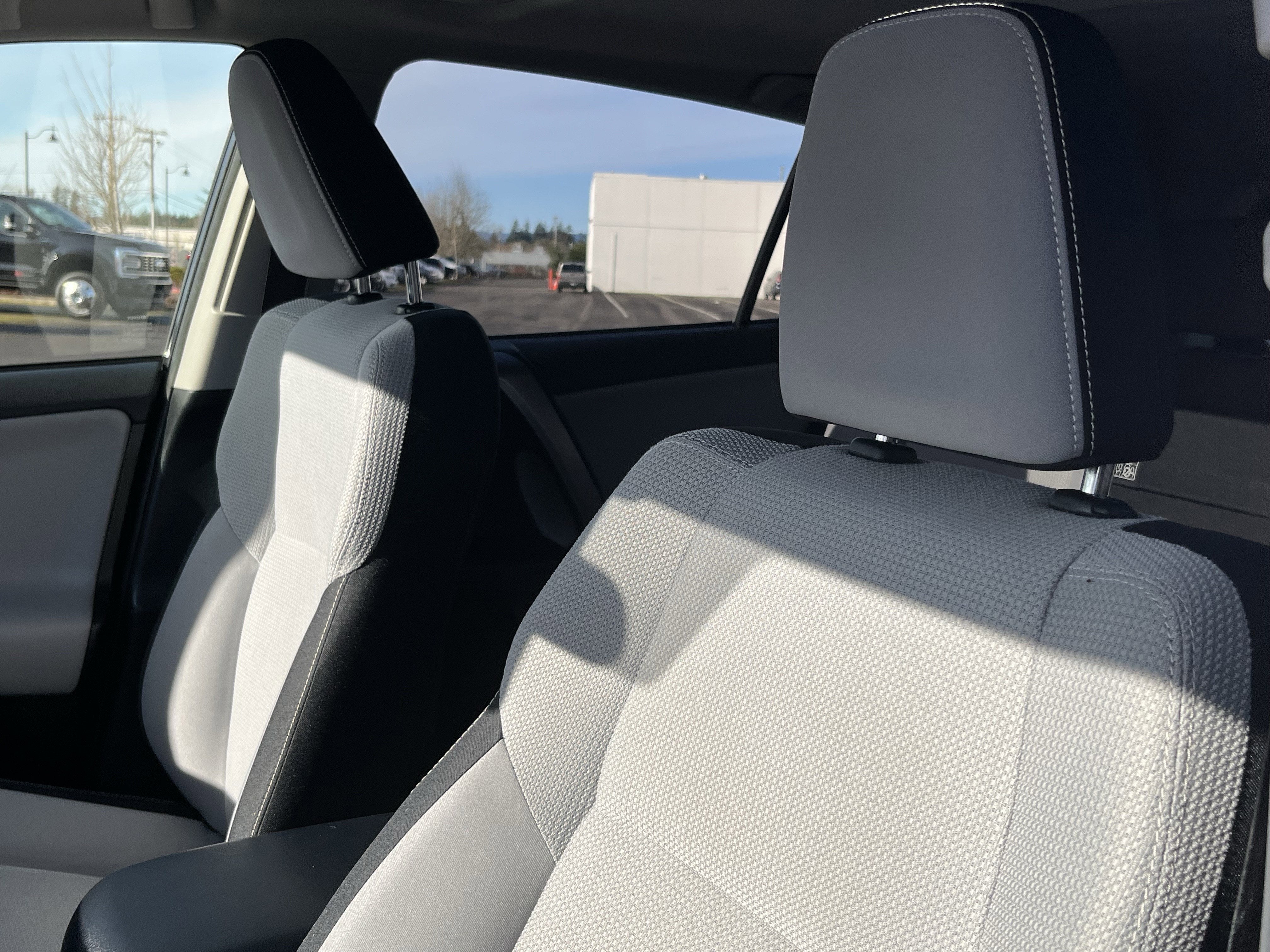 2016 Toyota RAV4 Hybrid XLE