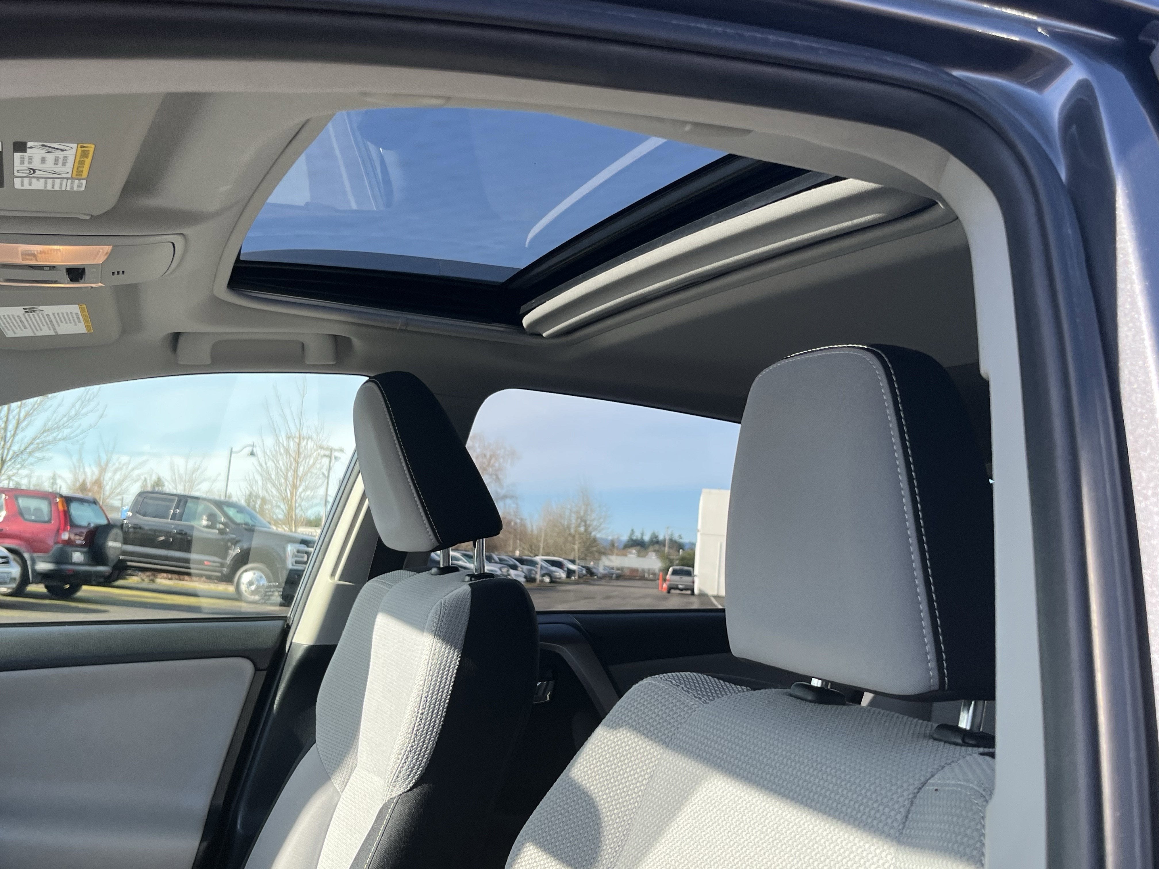 2016 Toyota RAV4 Hybrid XLE