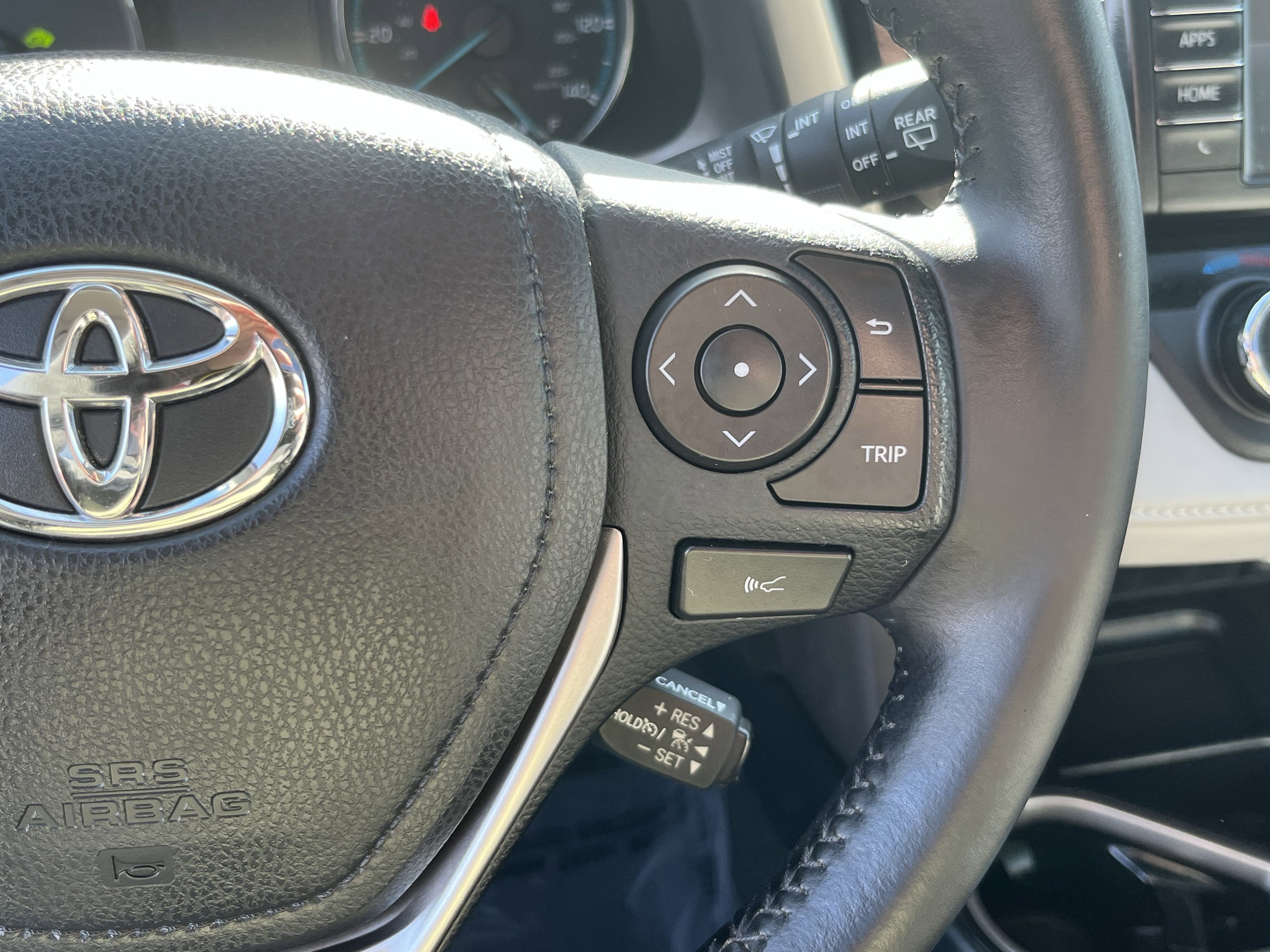 2016 Toyota RAV4 Hybrid XLE