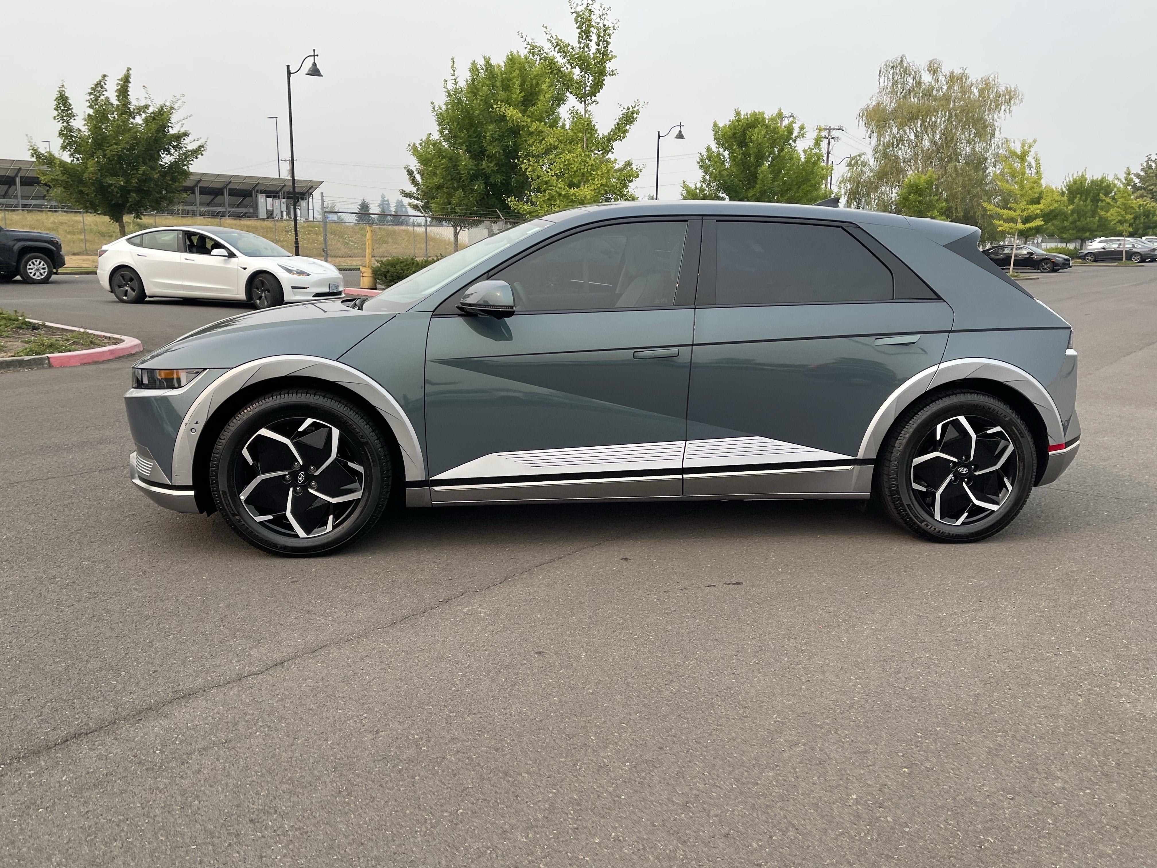 Used 2024 Hyundai IONIQ 5 Limited with VIN KM8KR4DE6RU250159 for sale in Hillsboro, OR