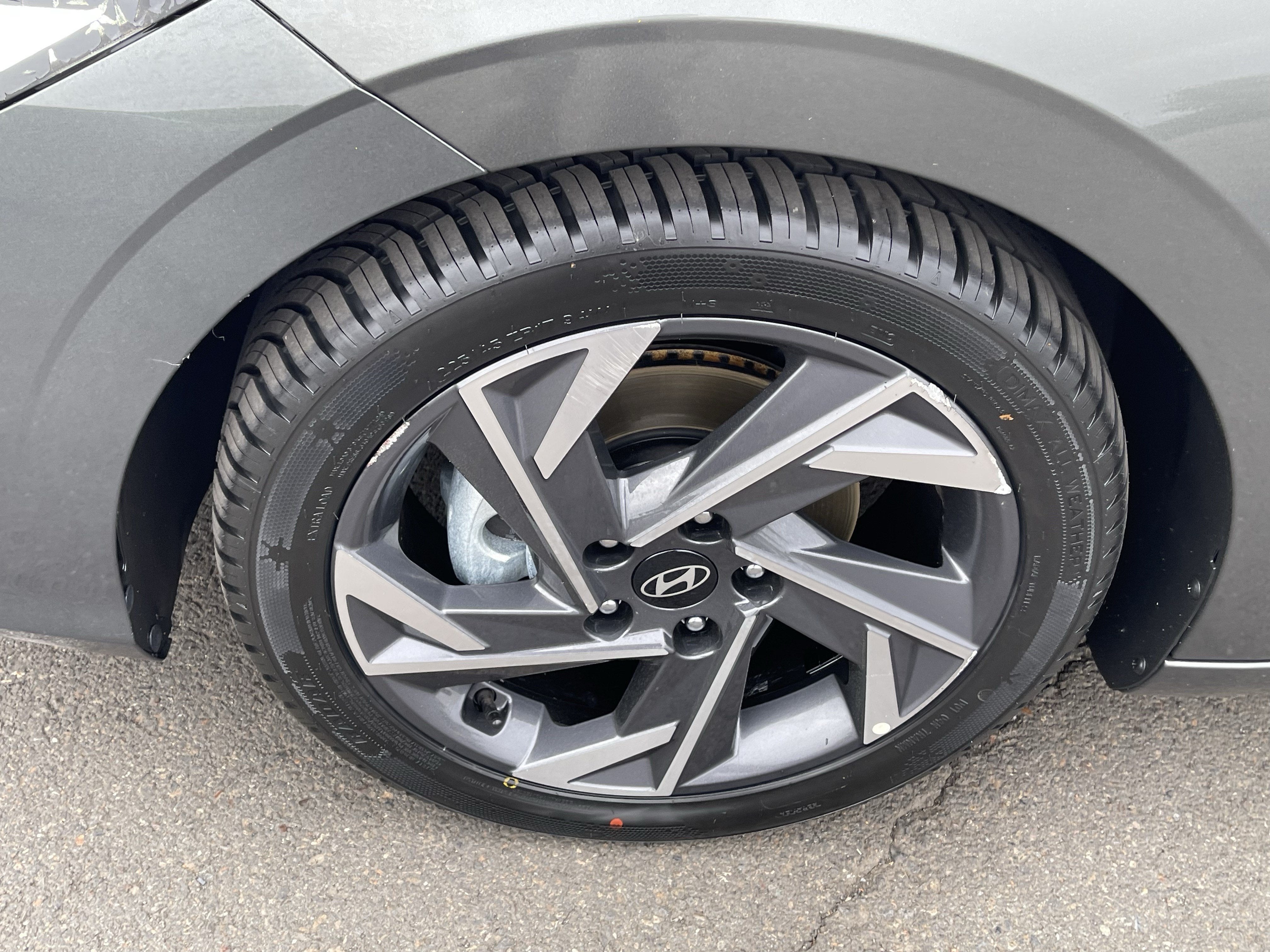 2024 Hyundai Elantra Hybrid Limited