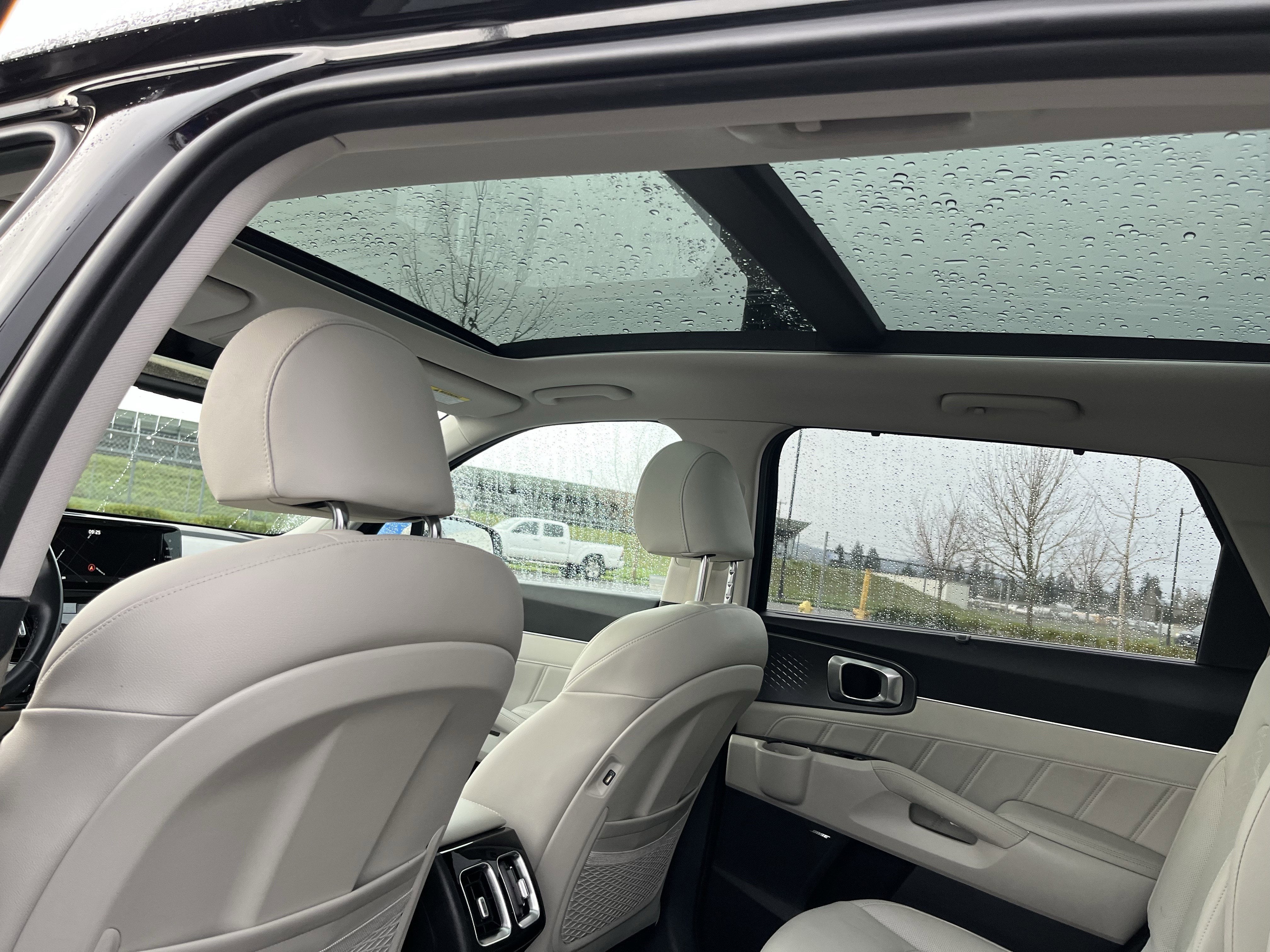 2023 Kia Sorento Plug-In Hybrid SX Prestige