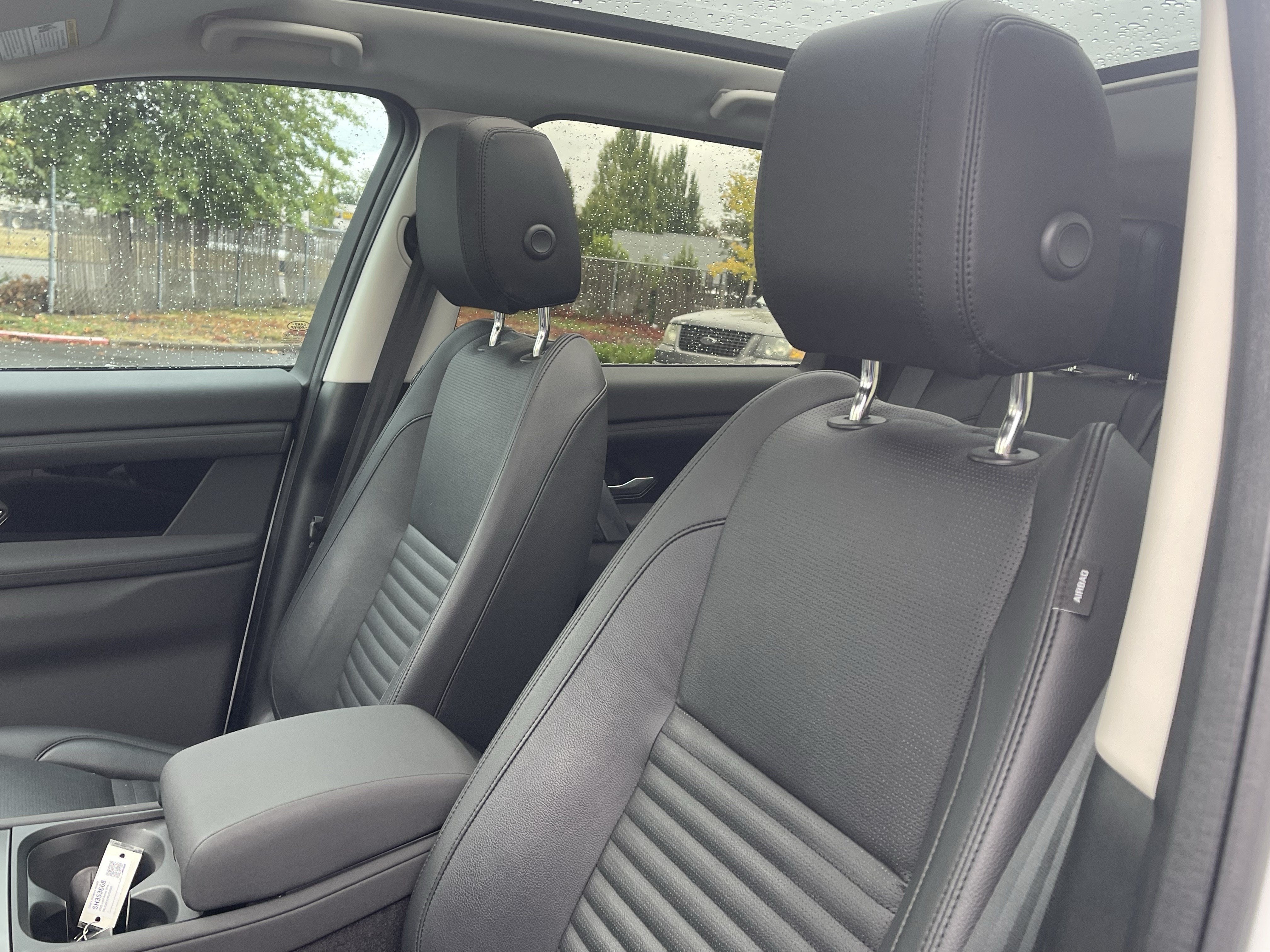 2025 Land Rover Discovery Sport S