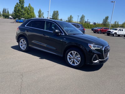 2025 Audi Q3 S line Premium