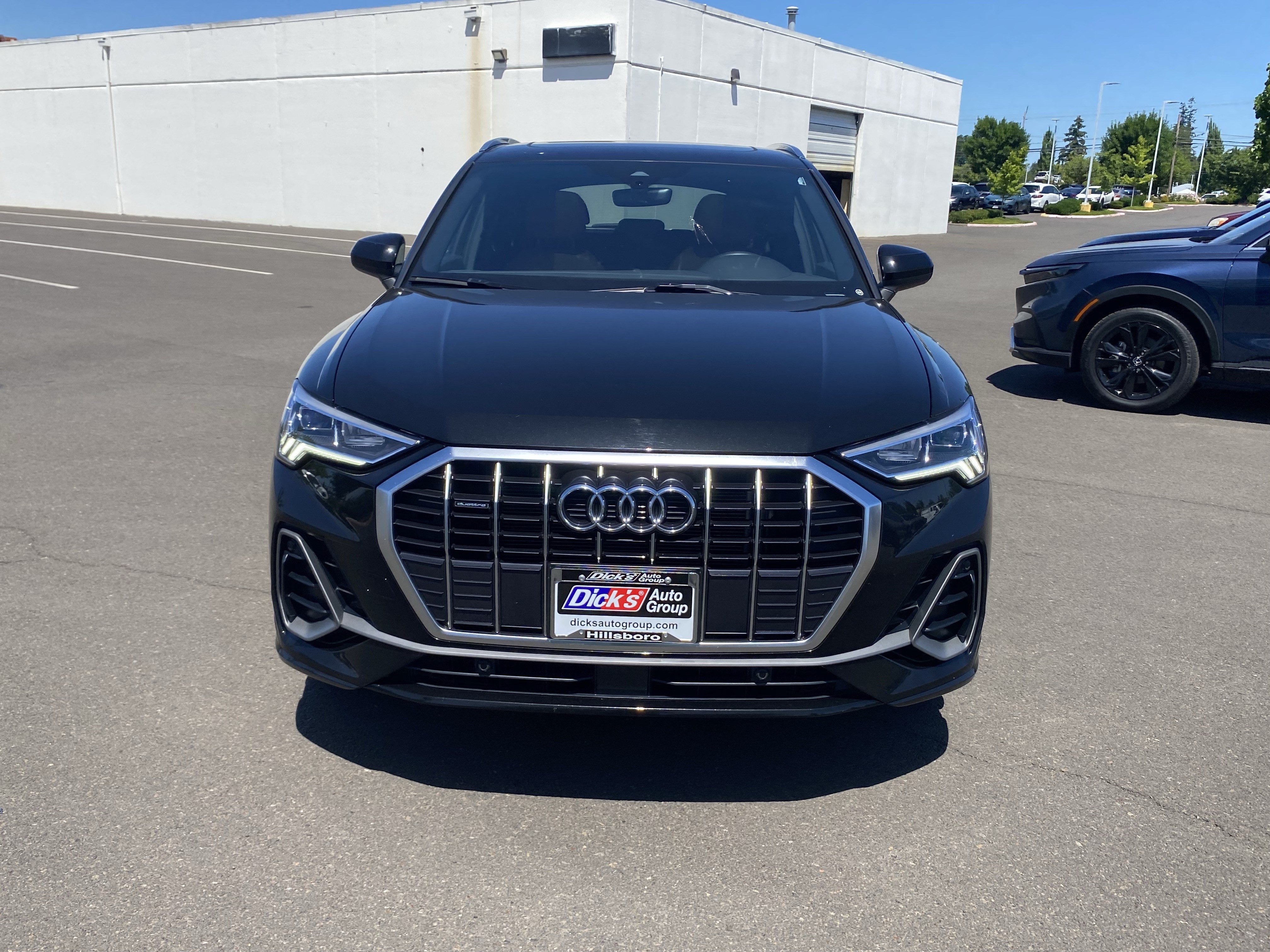 2025 Audi Q3 S line Premium
