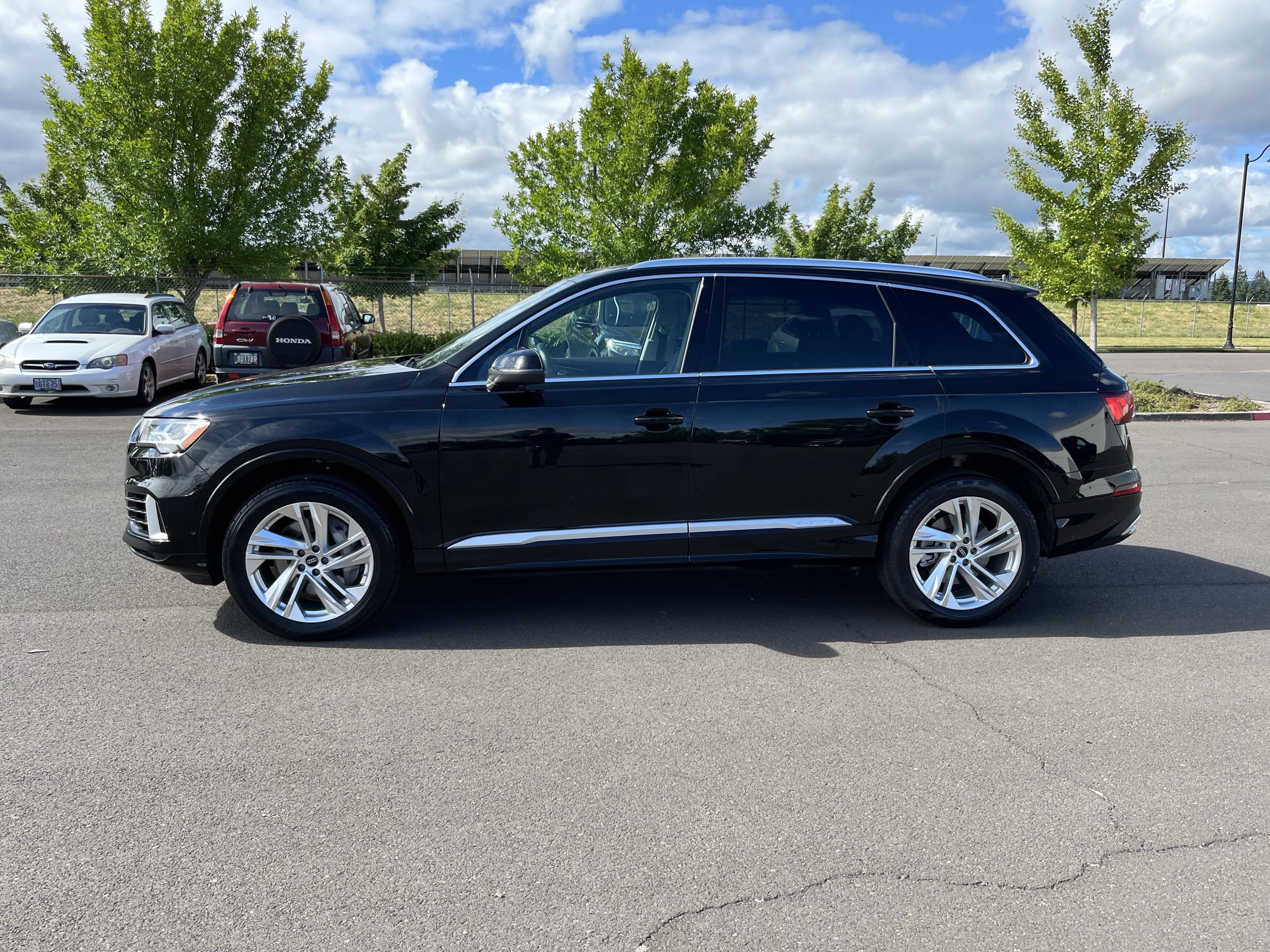 2023 Audi Q7 Premium Plus