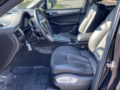 2017 Porsche Macan Base