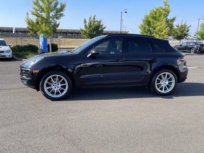 2017 Porsche Macan Base