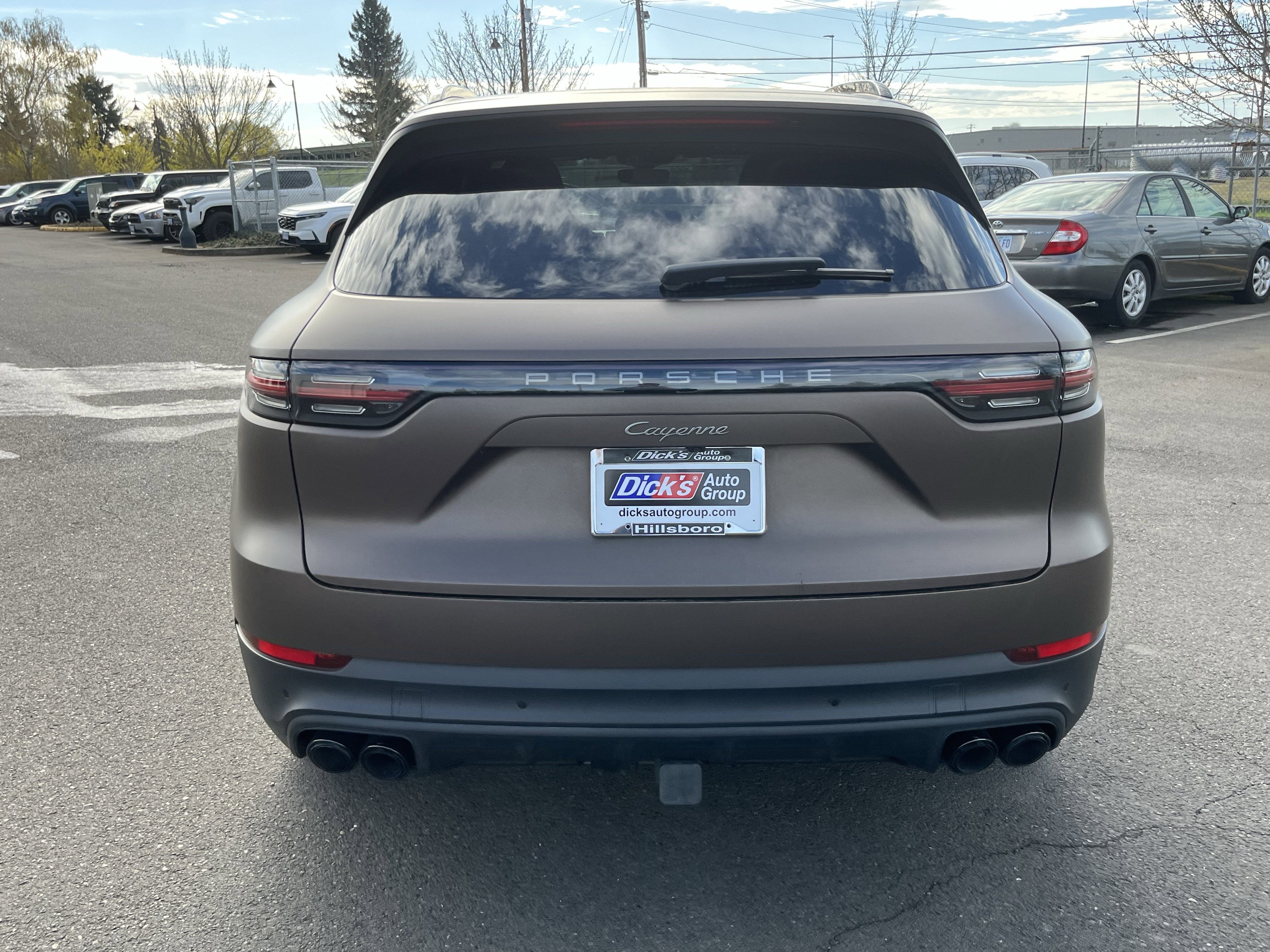 2023 Porsche Cayenne Platinum Edition