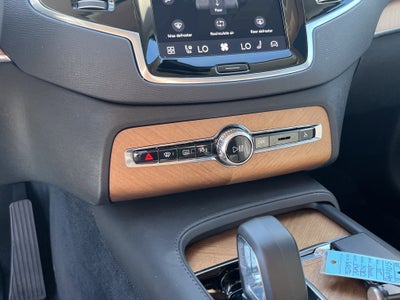 2025 Volvo XC90 Plug-In Hybrid Plus