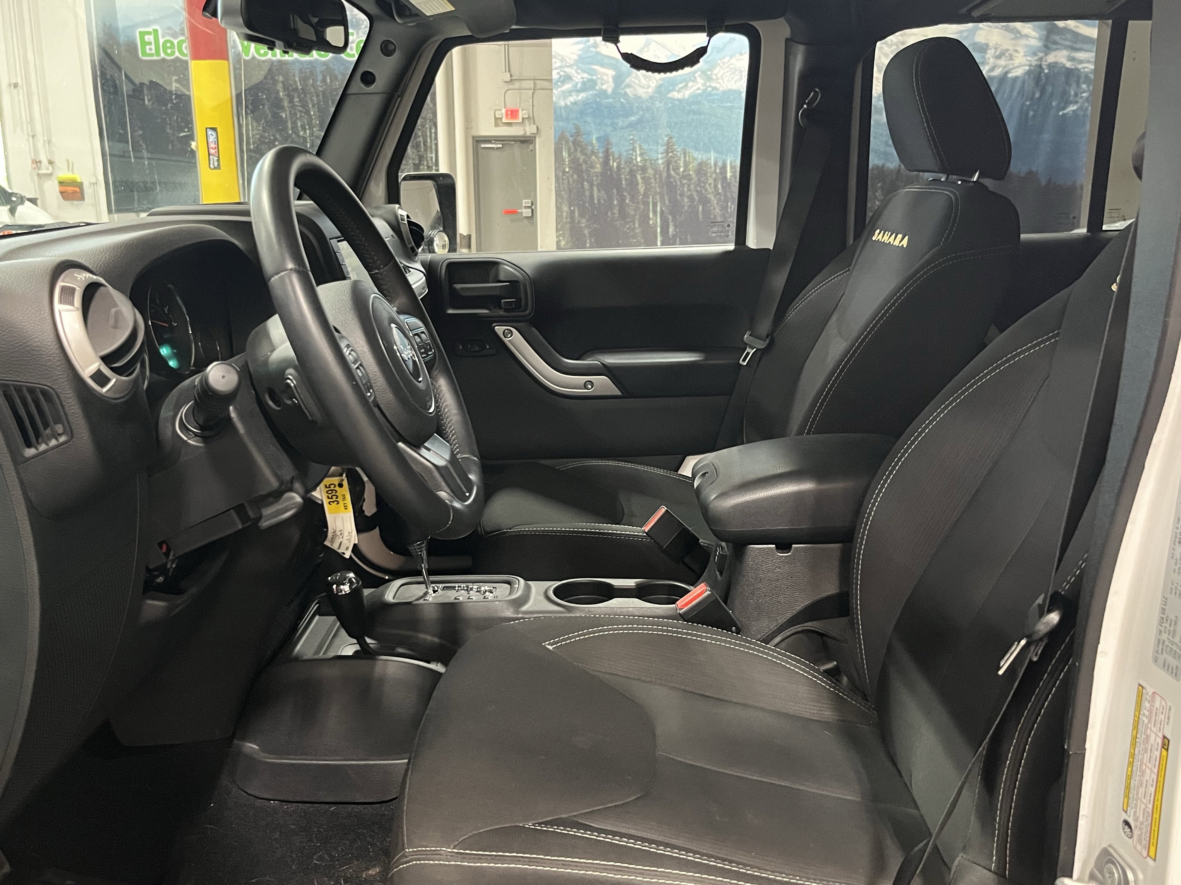 2015 Jeep Wrangler Unlimited Sahara