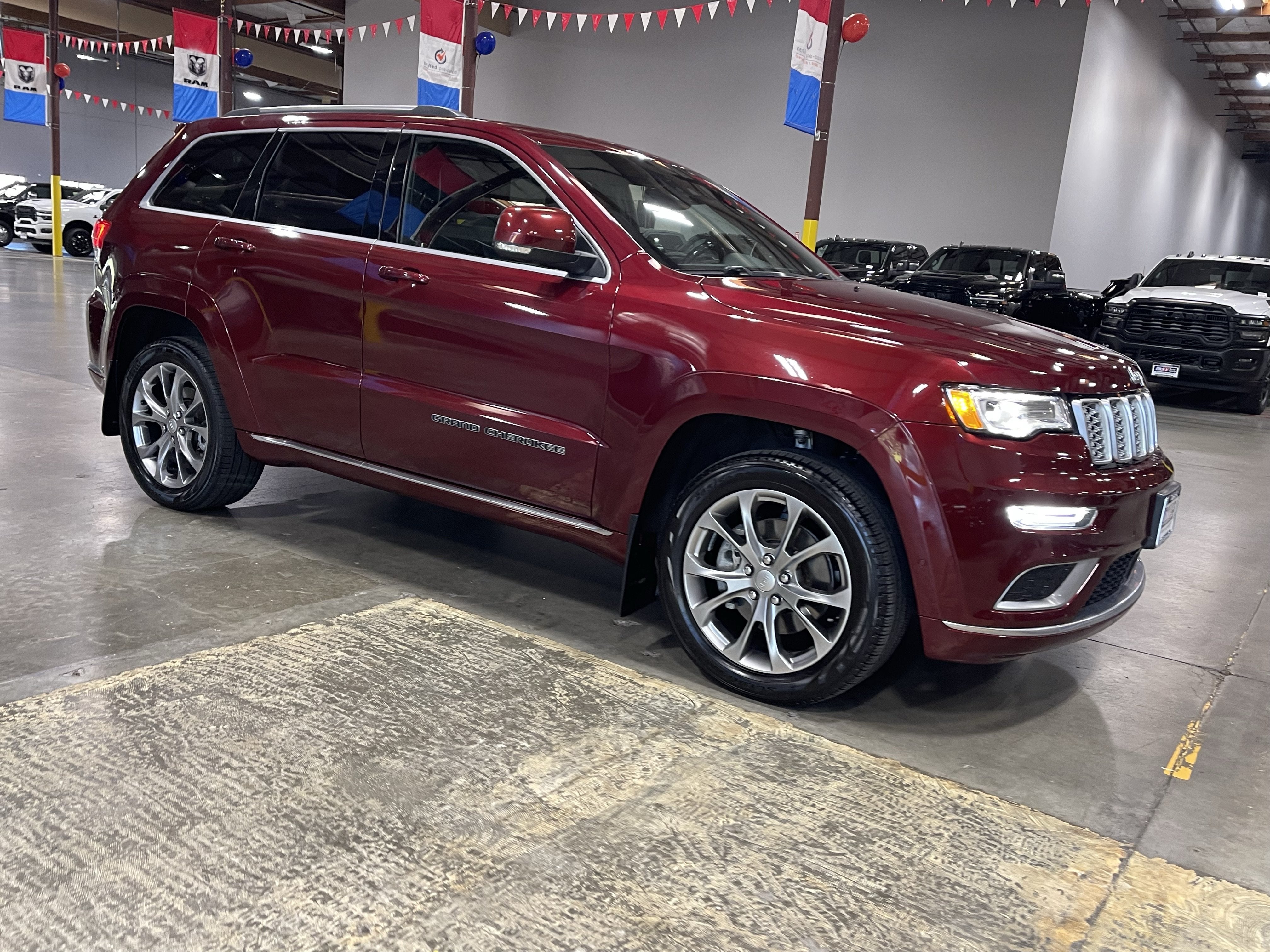 2021 Jeep Grand Cherokee Summit