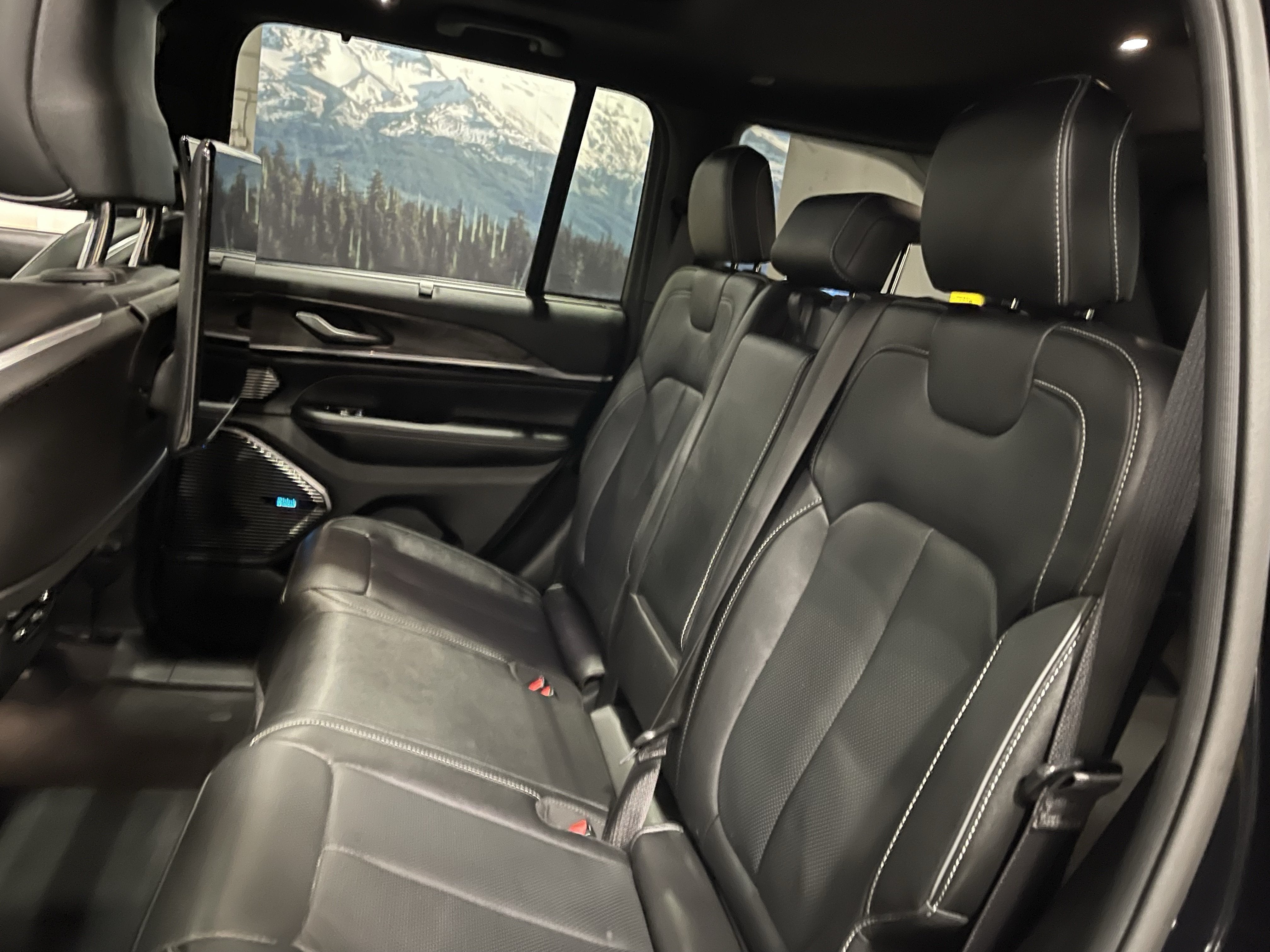 2023 Jeep Grand Cherokee Overland 4xe