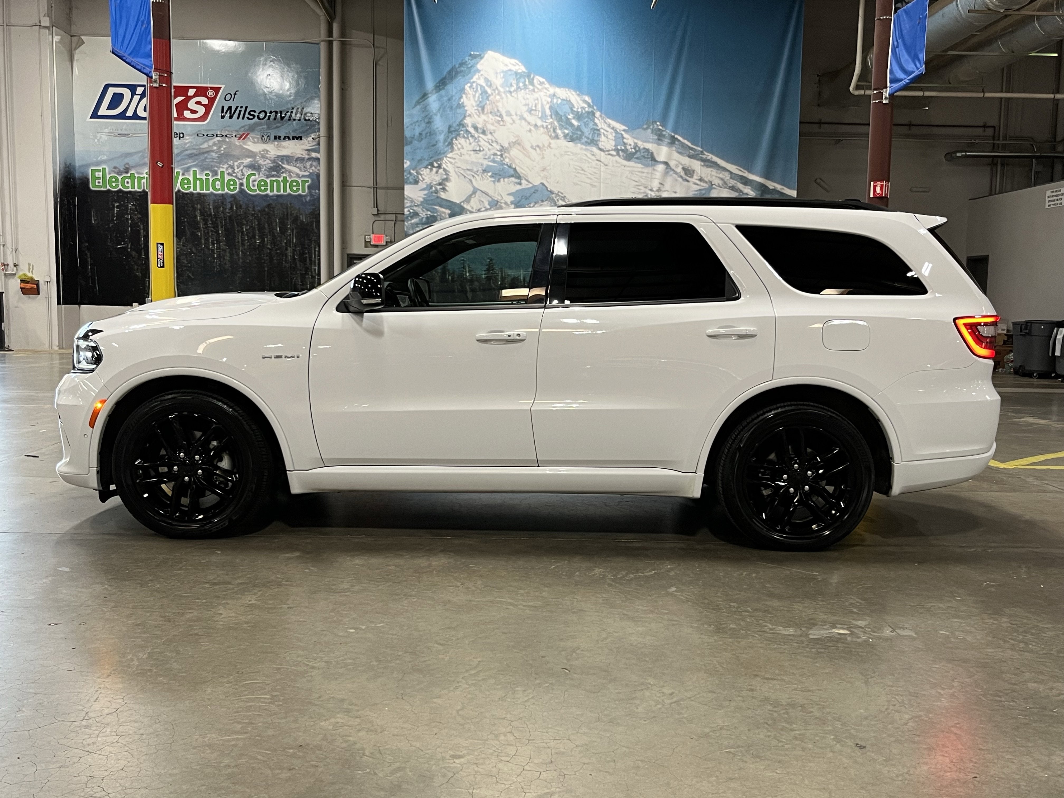 2025 Dodge Durango R/T Plus