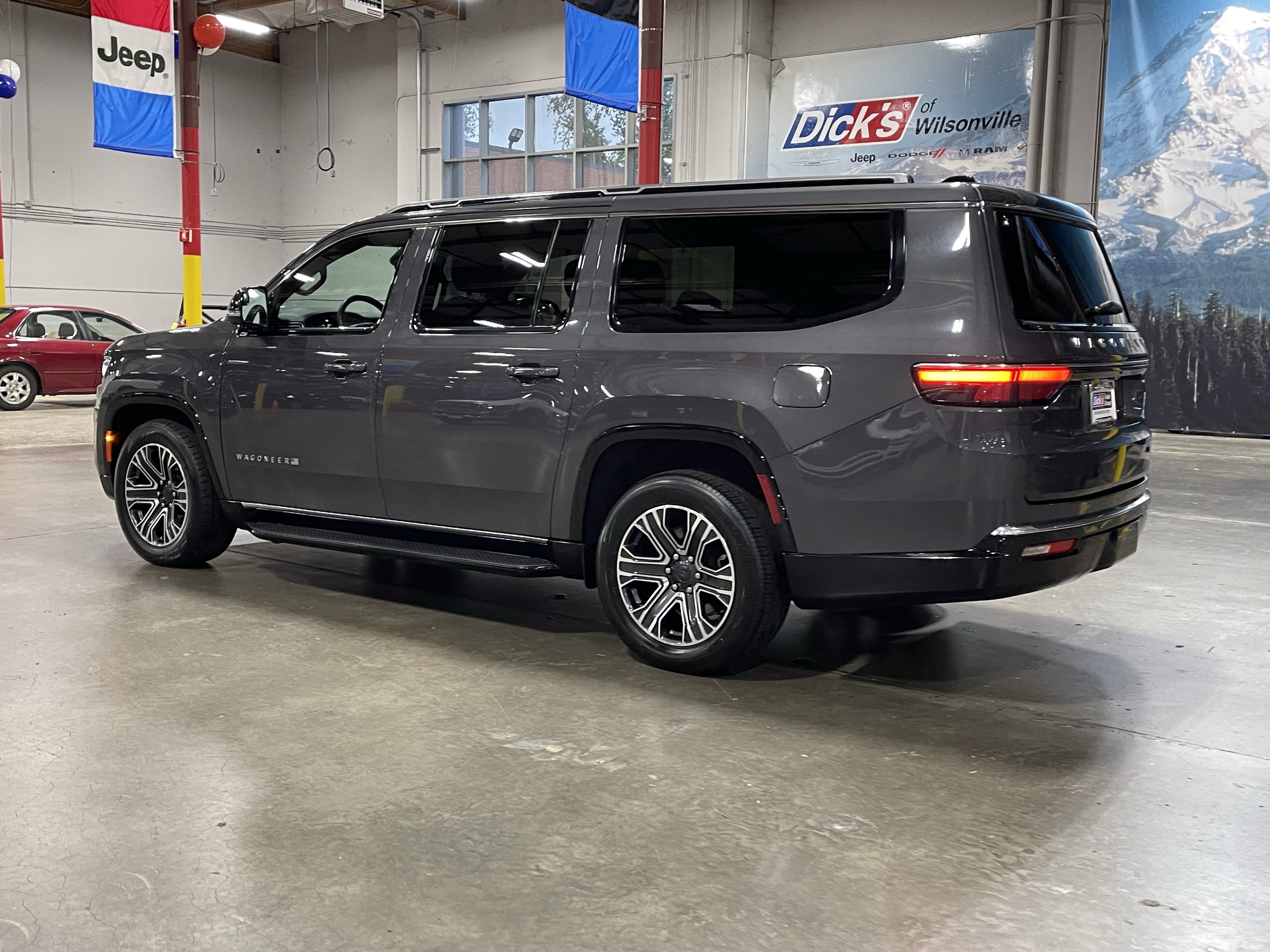 2024 Jeep Wagoneer L Series II