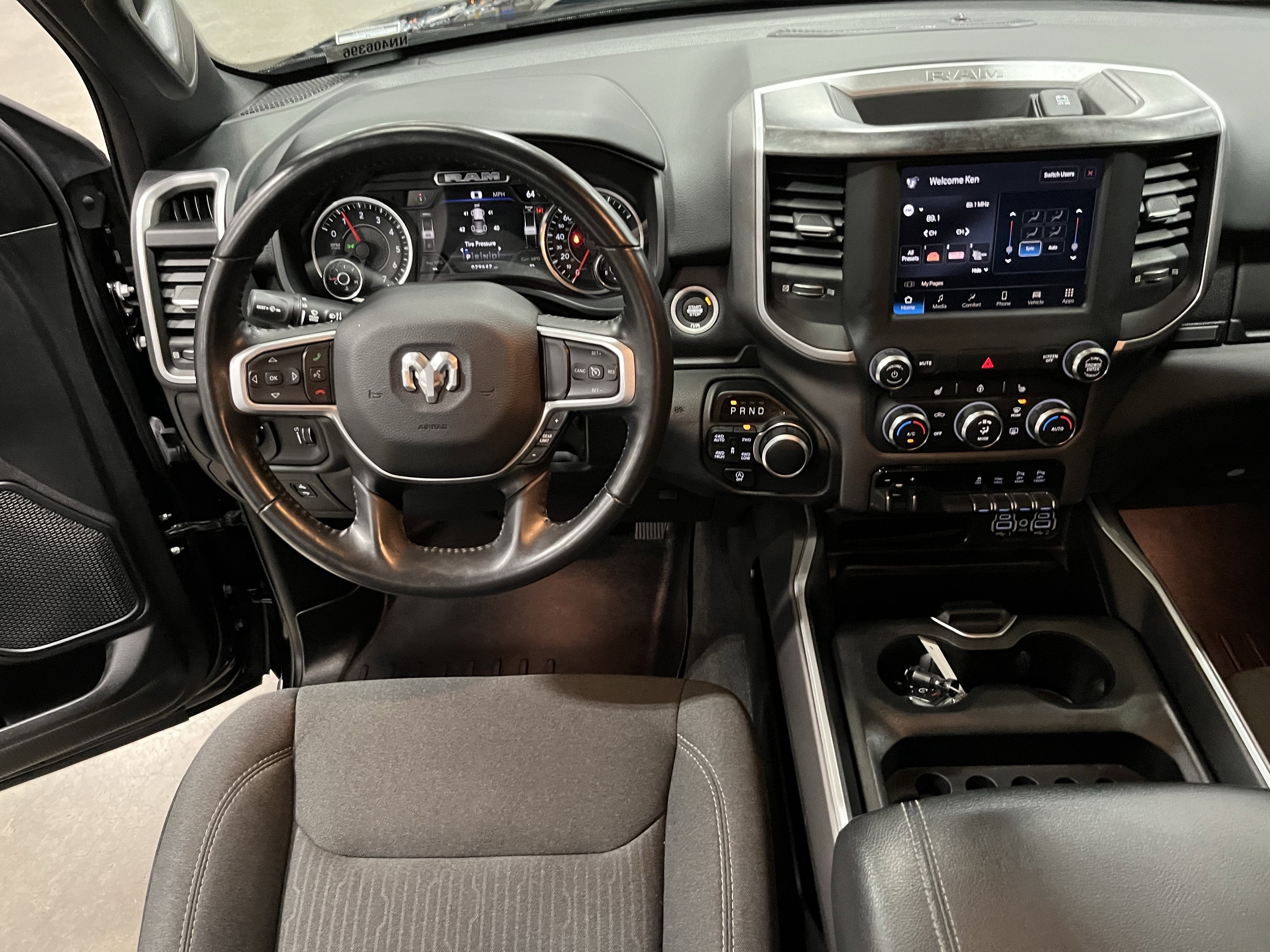 2022 RAM 1500 Big Horn/Lone Star