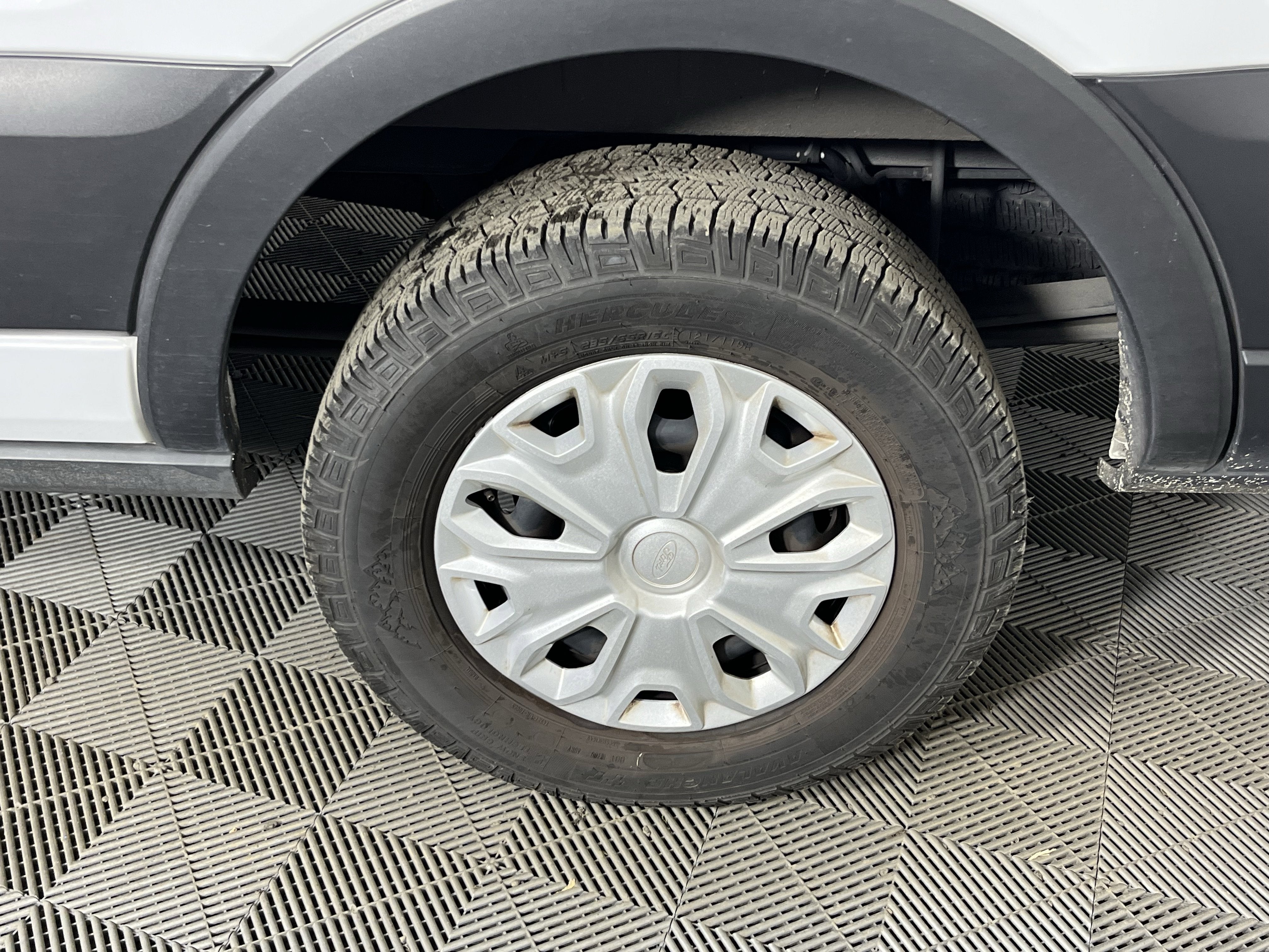 2023 Ford Transit-350 XLT