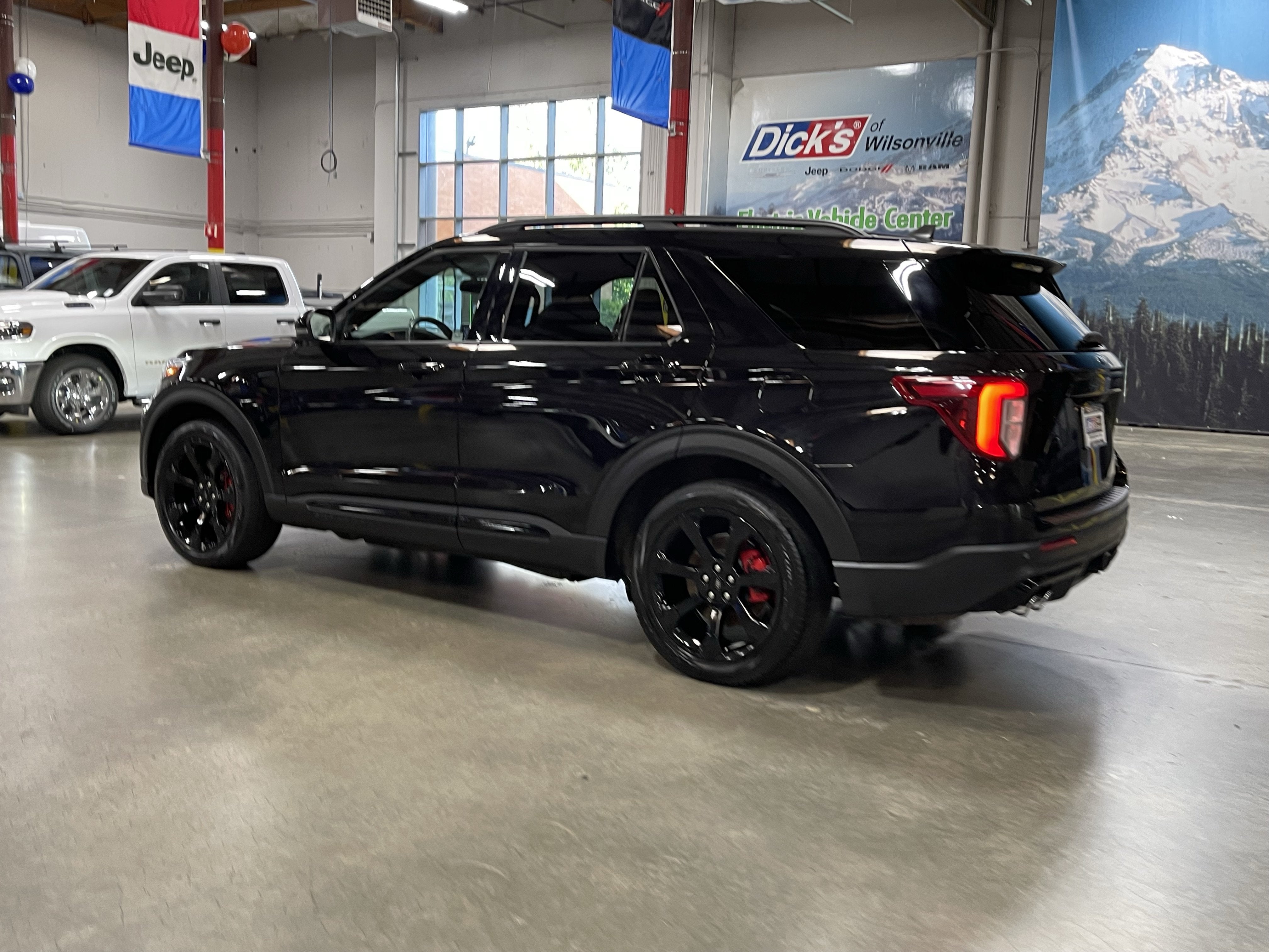 2023 Ford Explorer ST