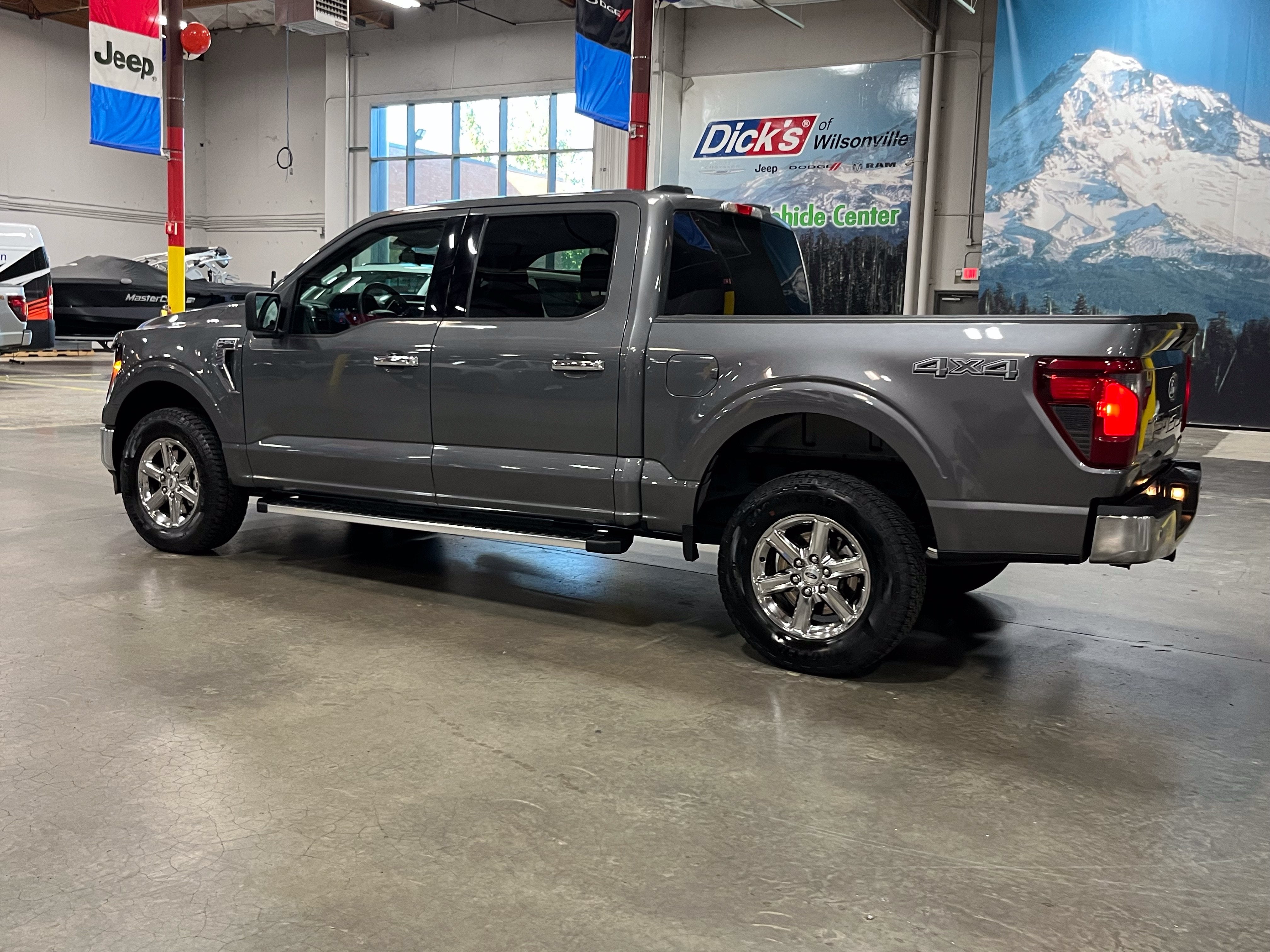 2025 Ford F-150 XLT
