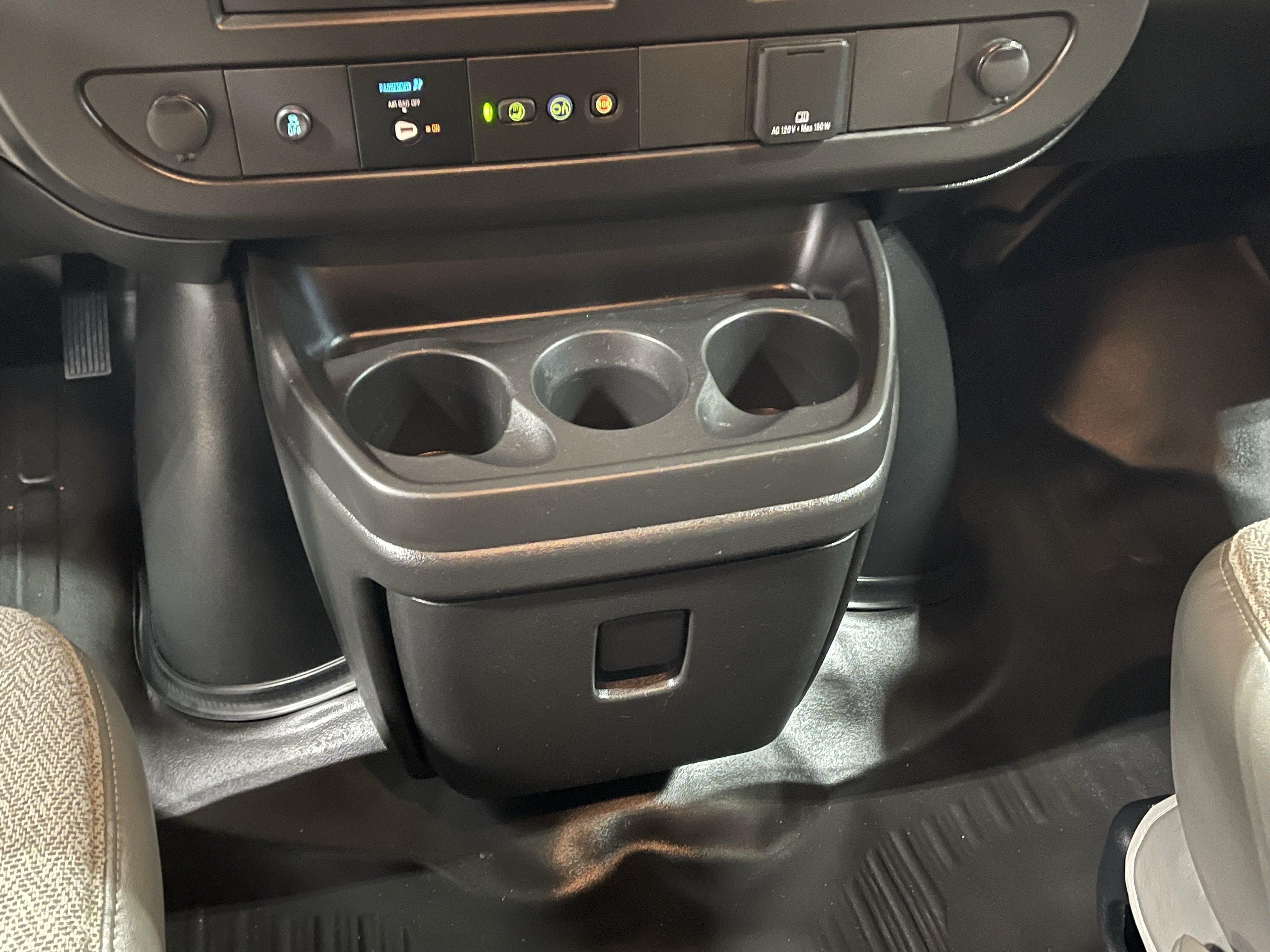 2023 Chevrolet Express 3500 LS