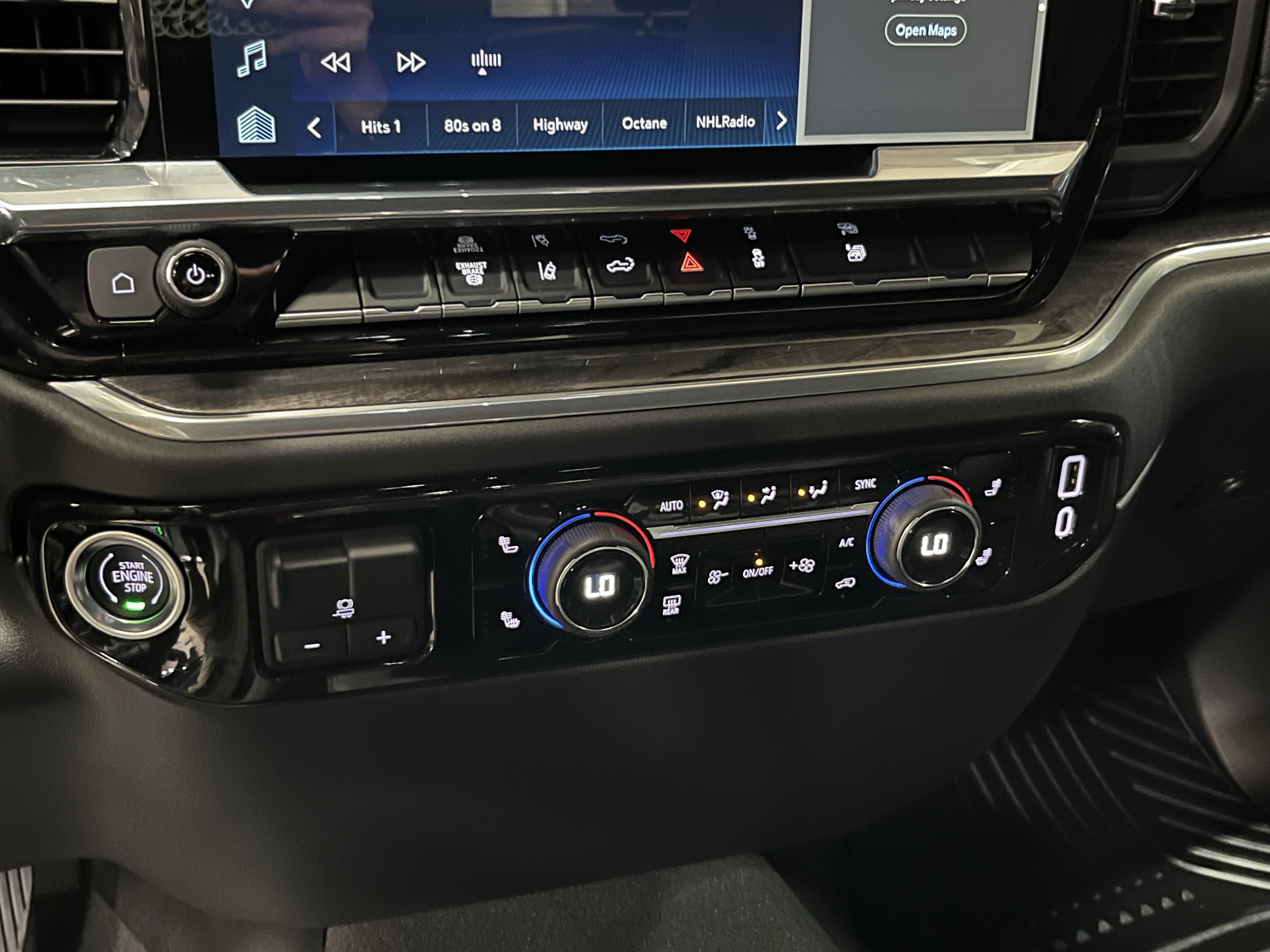2025 Chevrolet Silverado 3500HD LTZ