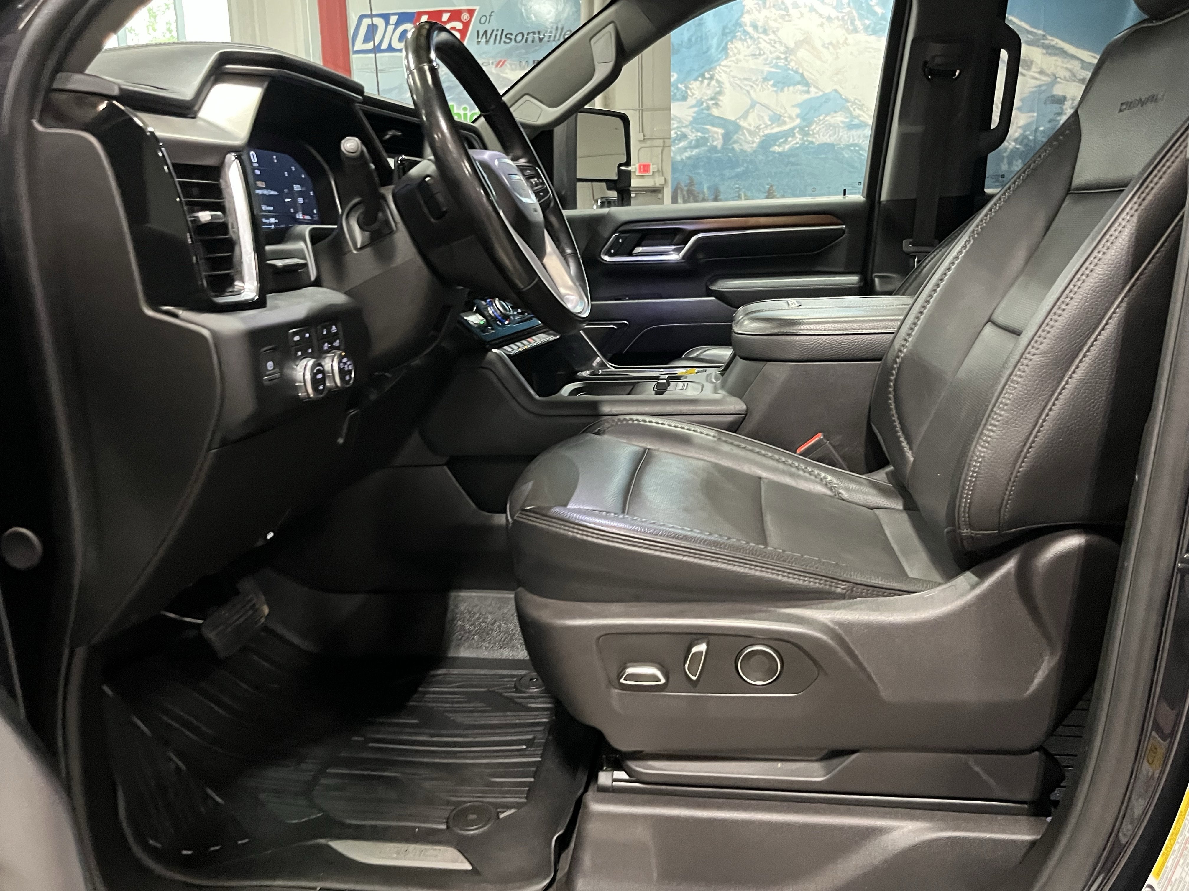 2024 GMC Sierra 3500HD Denali