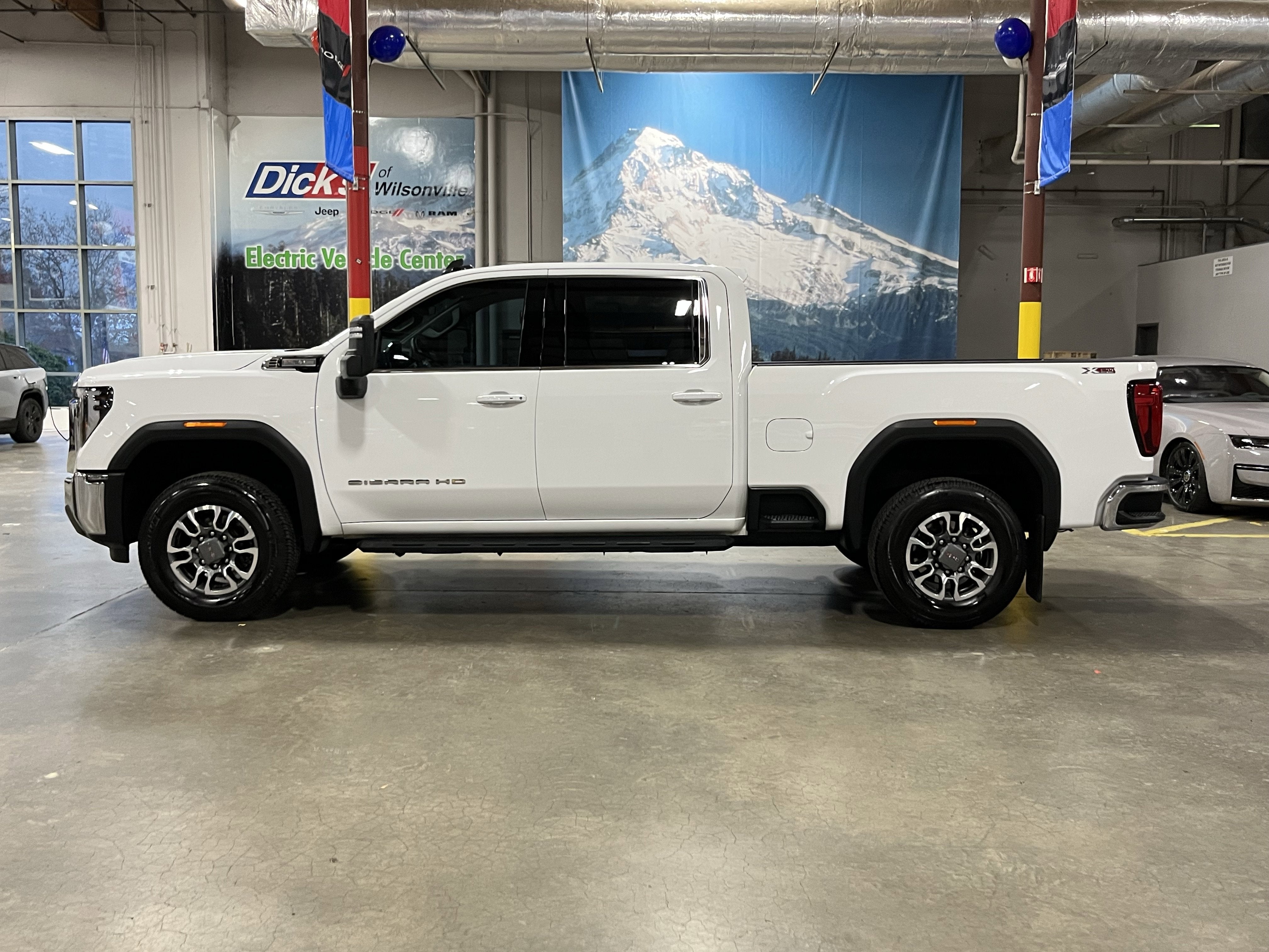 2025 GMC Sierra 2500HD SLE