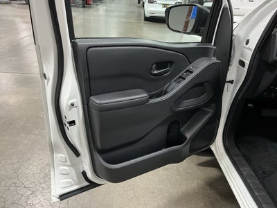 2025 Nissan Frontier S
