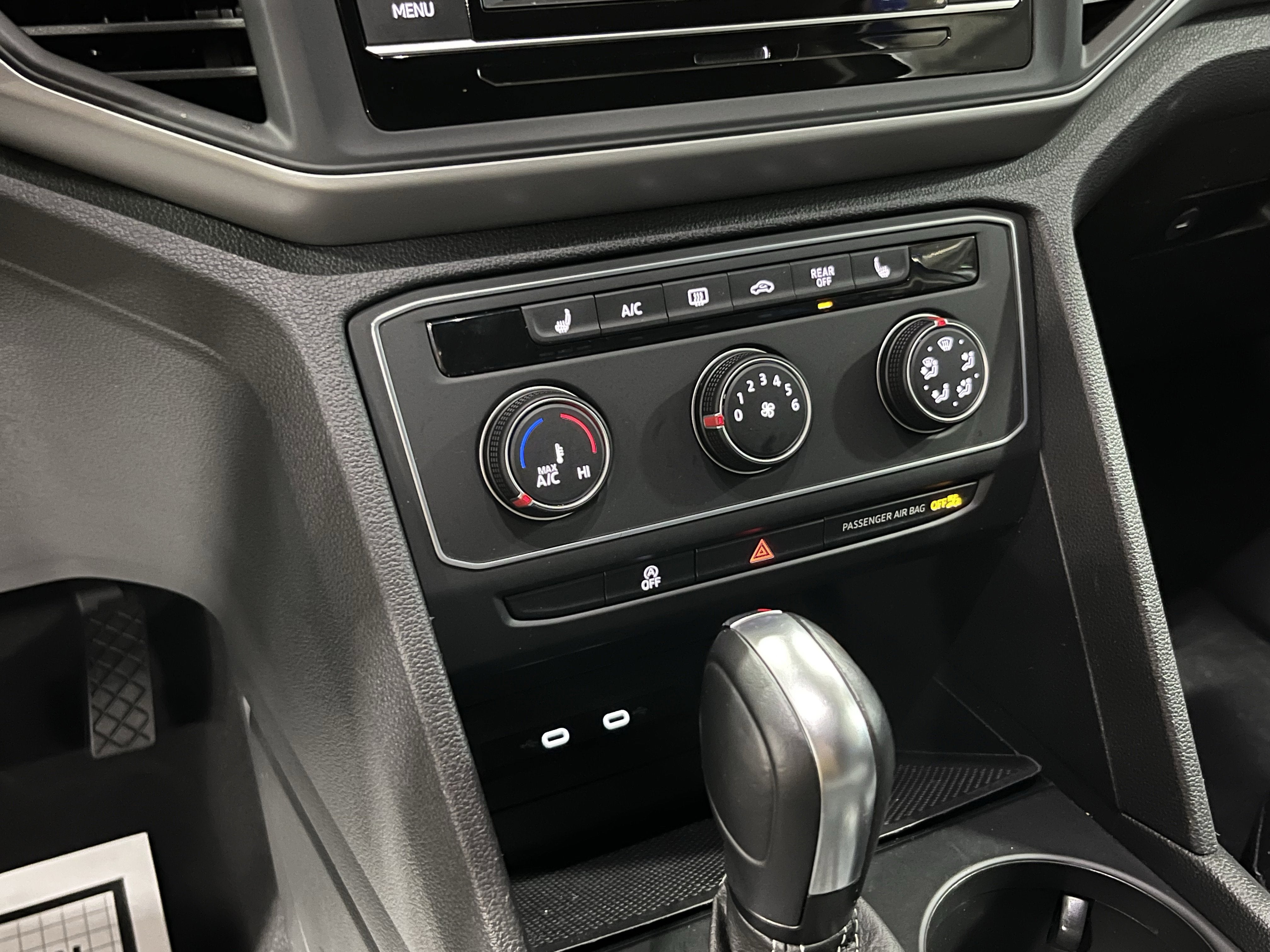 2023 Volkswagen Atlas 2.0T SE