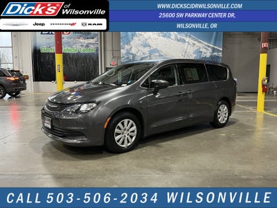 2020 Chrysler Voyager L