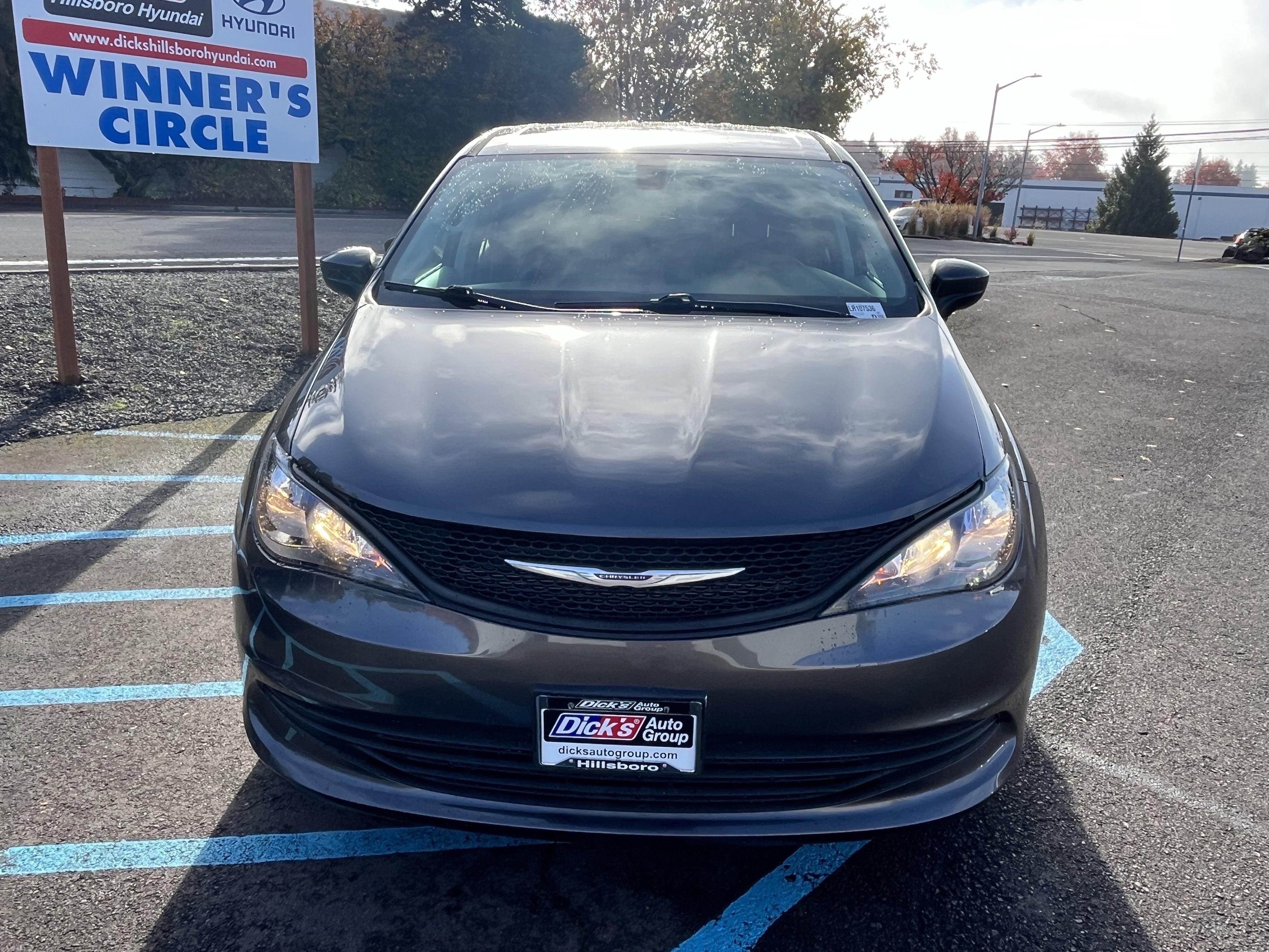 2020 Chrysler Voyager L