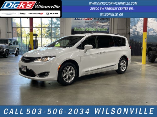 2018 Chrysler Pacifica Touring L Plus
