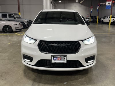 2024 Chrysler Pacifica Hybrid Select