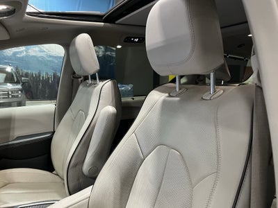 2021 Chrysler Pacifica Hybrid Limited