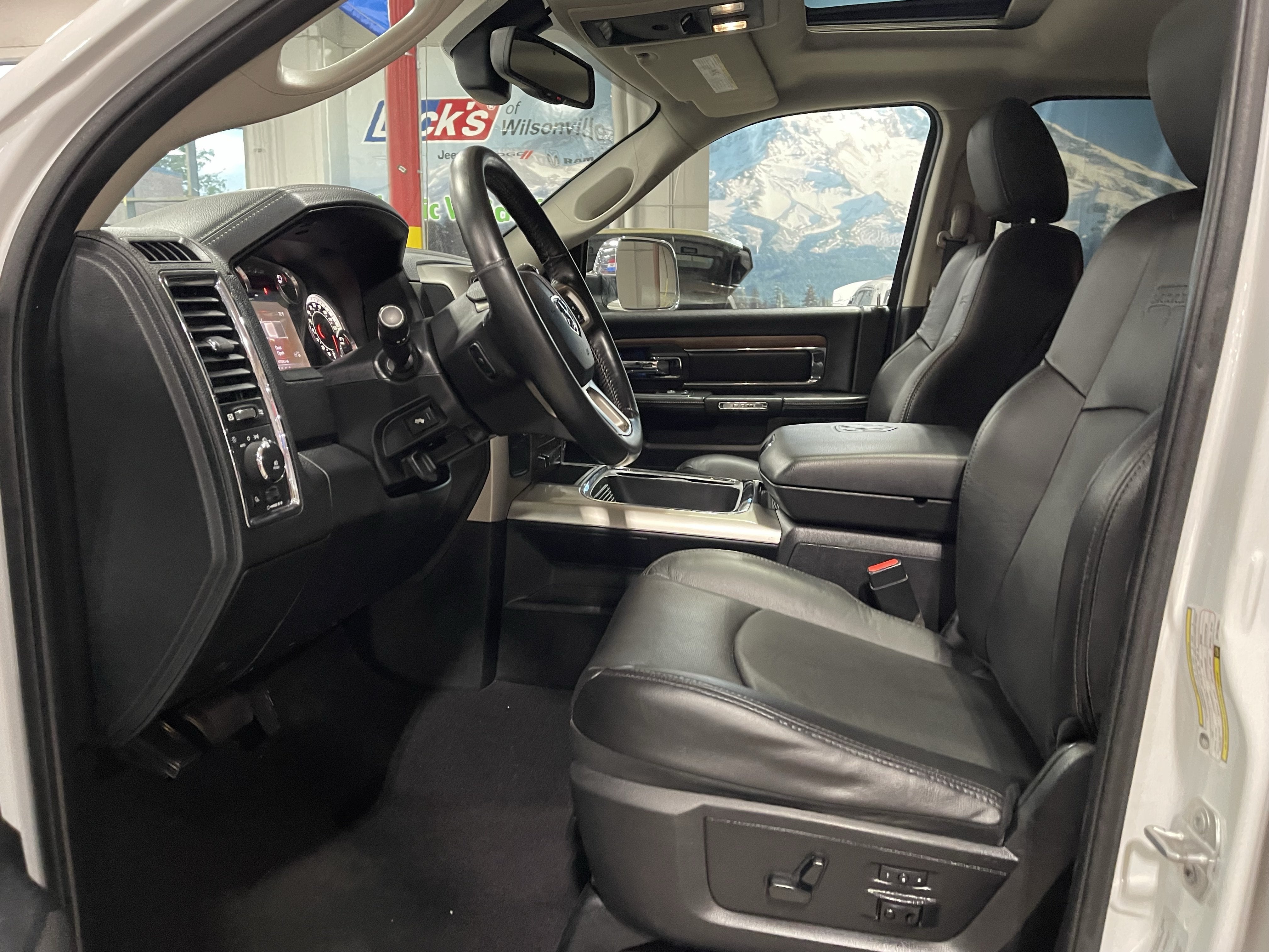 2016 RAM 3500 Laramie