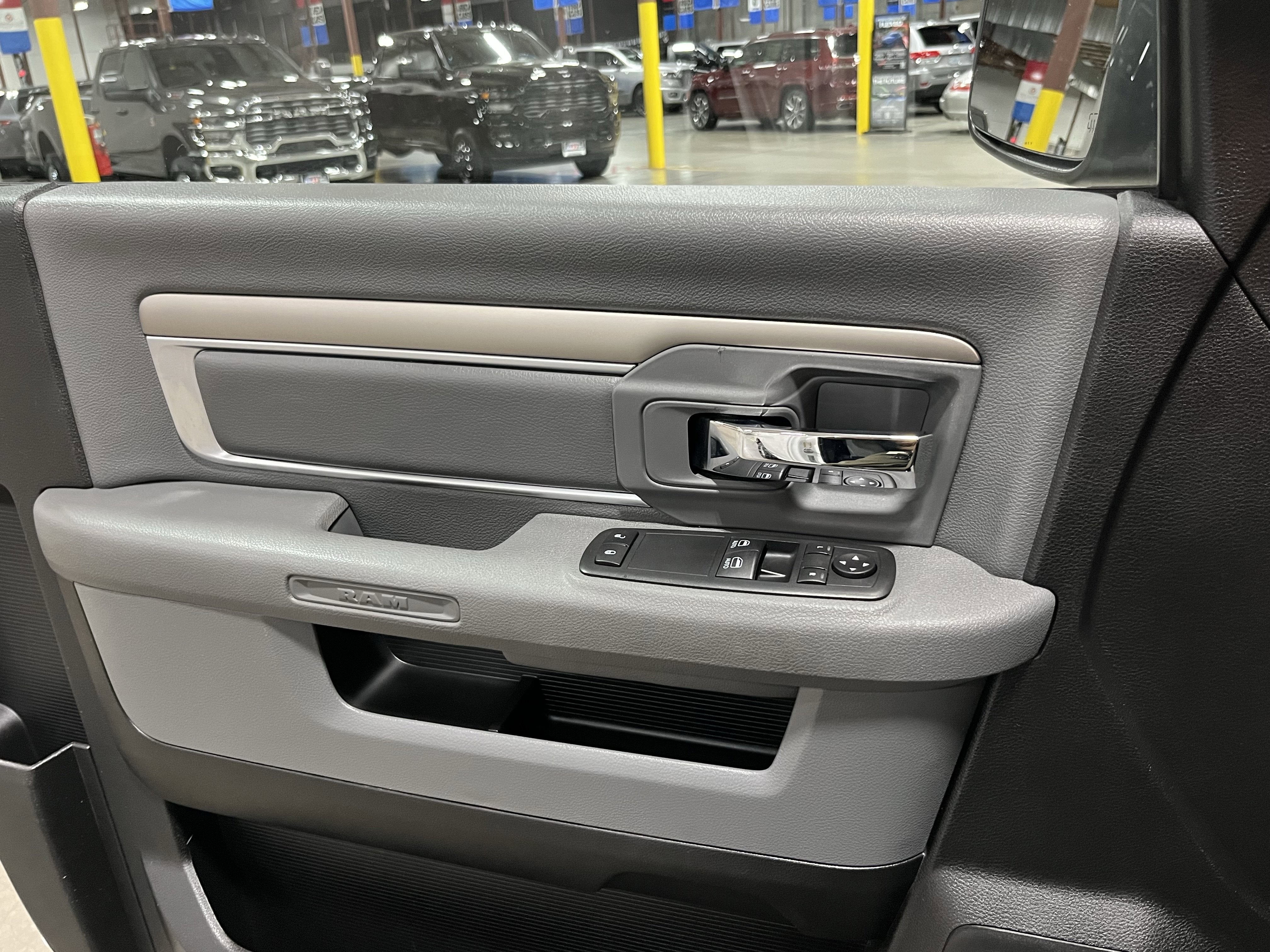 2020 RAM 1500 Classic Tradesman